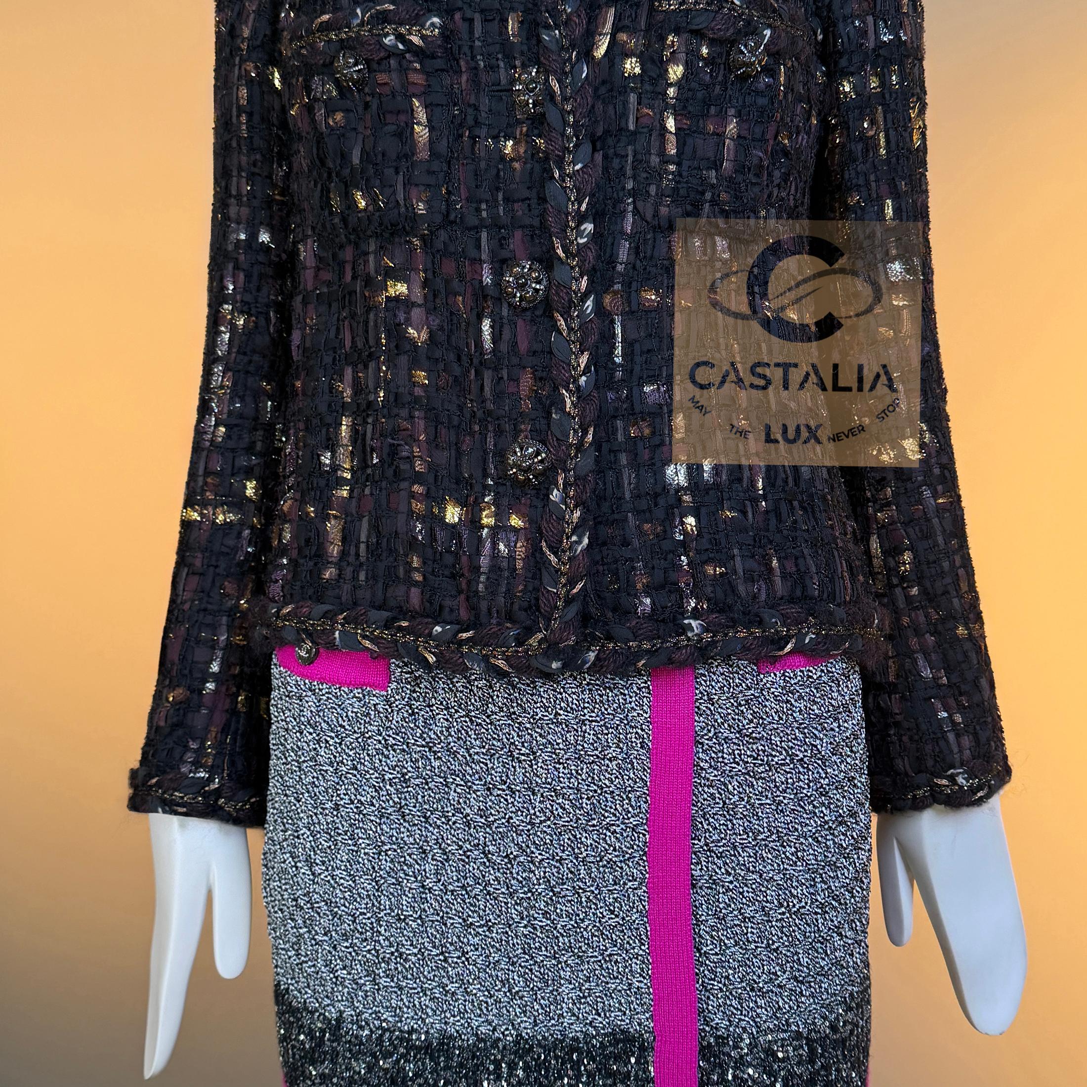 Chanel Parigi / Bombay  Giacca in tweed con nastro nero 36 FR in vendita 6