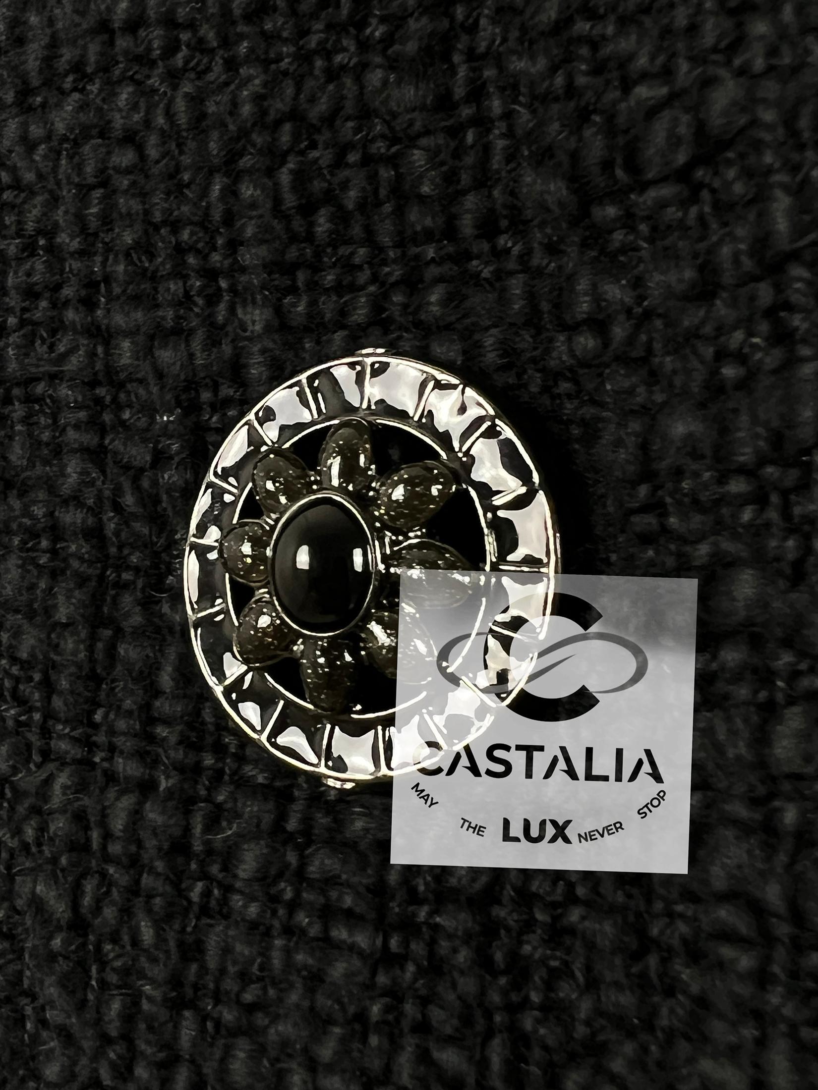 Chanel Paris / Bombay CC Gripoix Buttons Black Tweed Jacket 34 FR 10