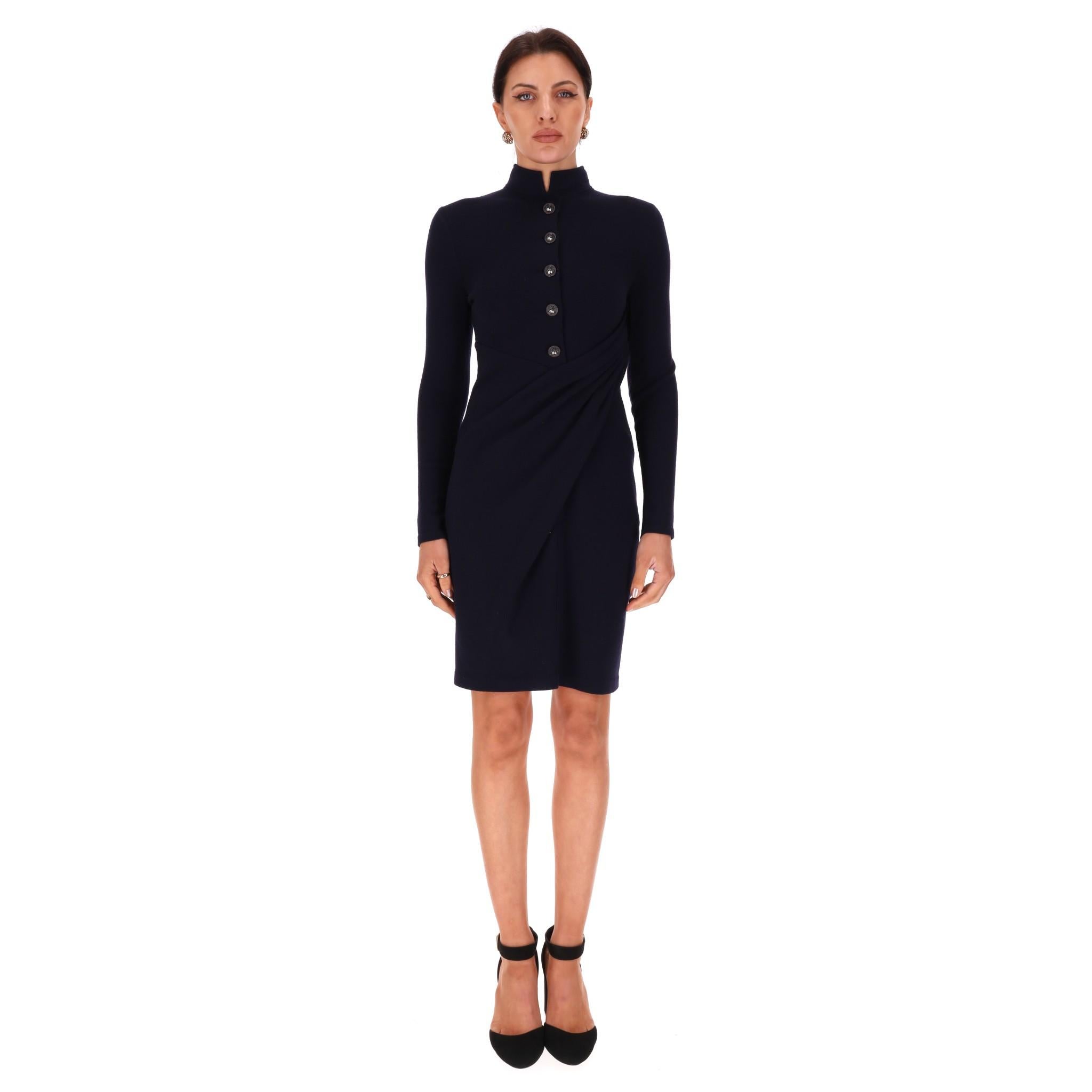 Vestido Chanel Colección París-Bombay con botones de elefante con el logotipo 