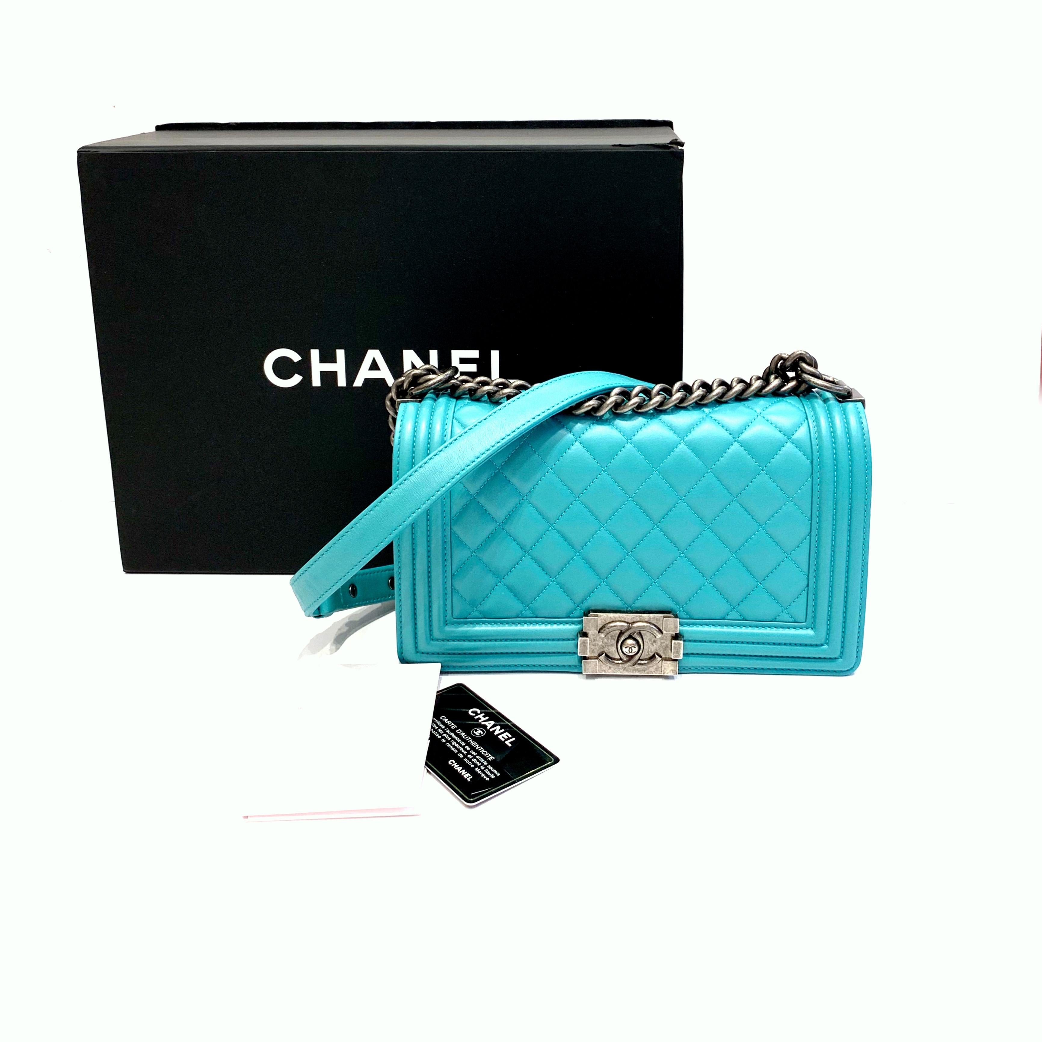 CHANEL PARIS Boy turquoise lambskin, 2017 3