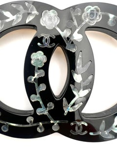 Chanel Paris Brooch fall 2010 Massive CC black resin