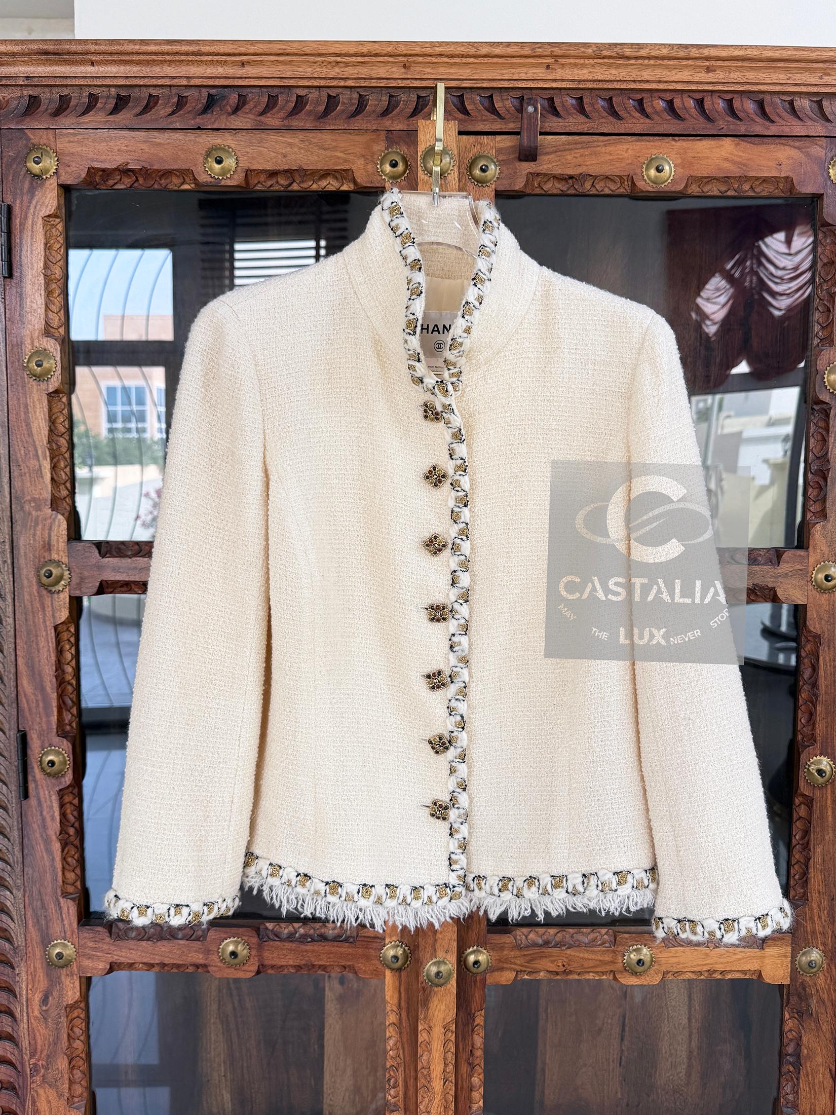 Chanel Paris / Byzance CC Gripoix Buttons Ecru Tweed Jacket 42 FR 4