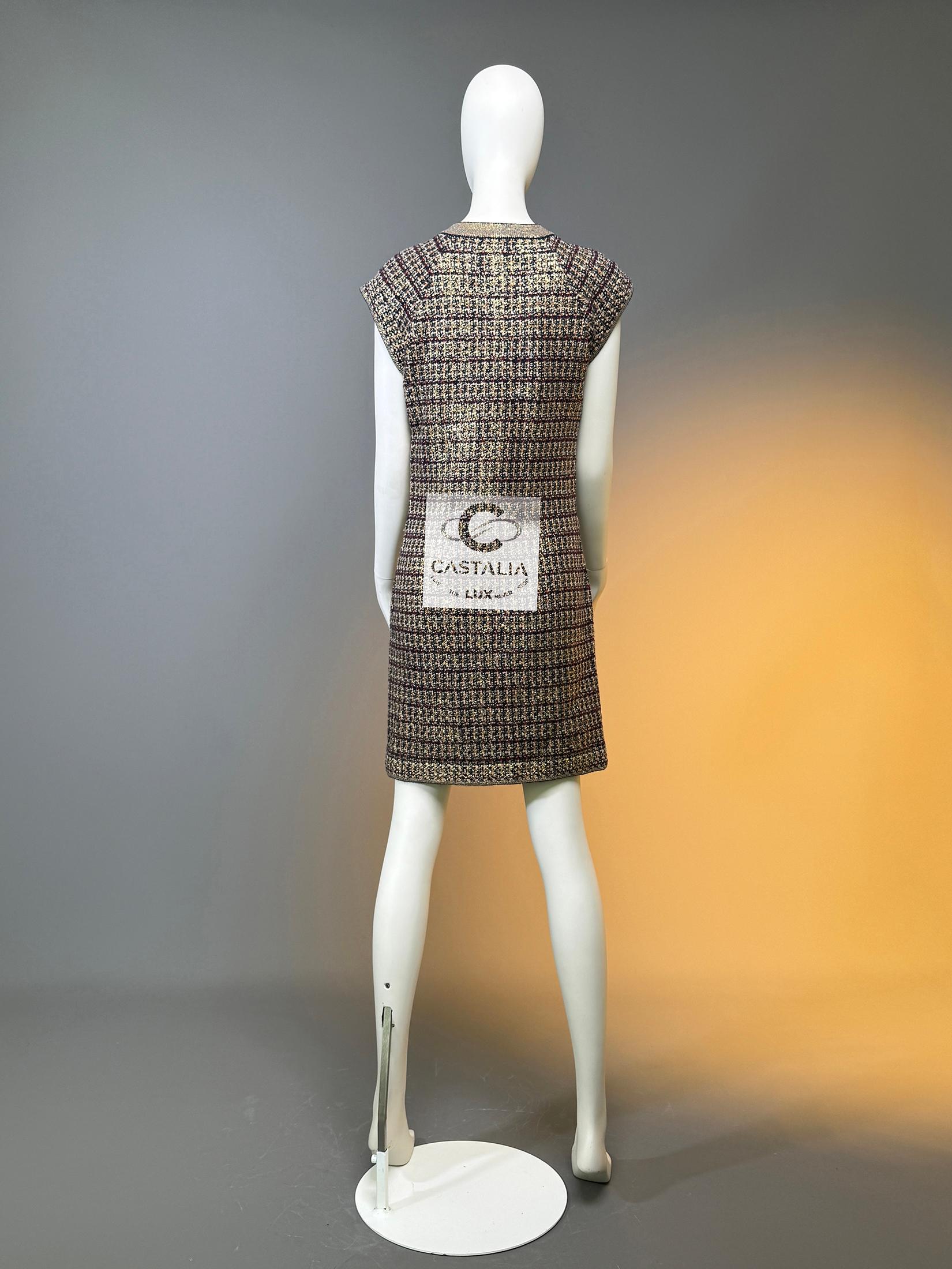Chanel Paris / Byzance CC Gripoix Buttons Palatial Dress 36 FR For Sale 12