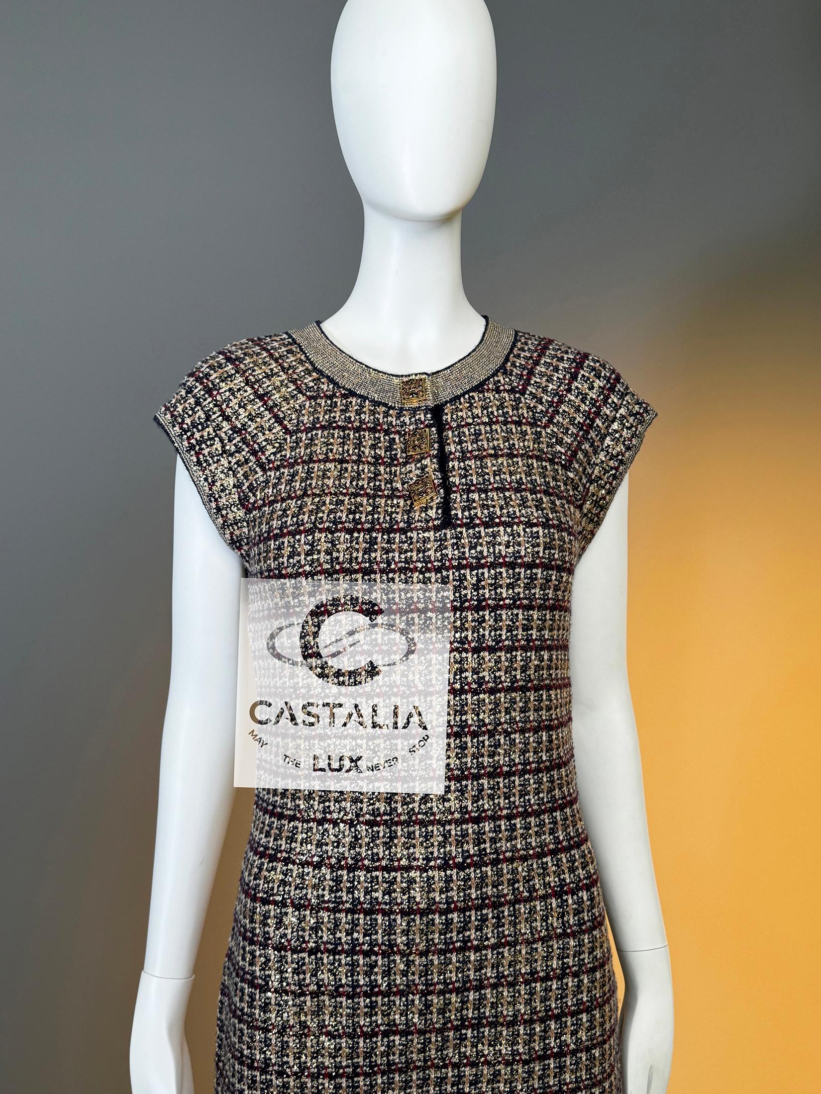 Chanel Paris / Byzance CC Gripoix Buttons Palatial Dress 36 FR For Sale 1