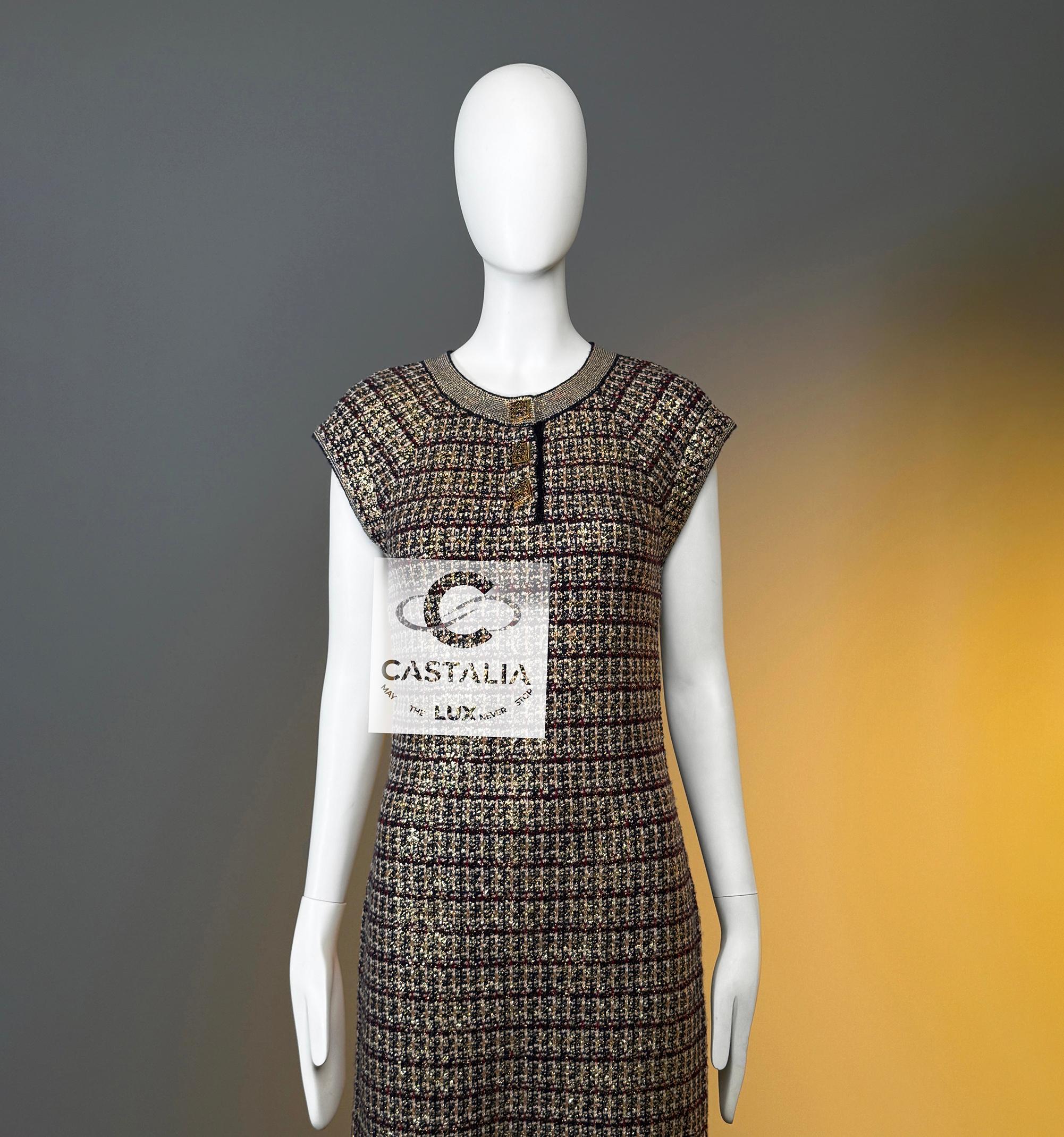 CHANEL Paris / Byzance Grandeur Kleid mit Gripoix-Knöpfen 36 FR im Angebot 4