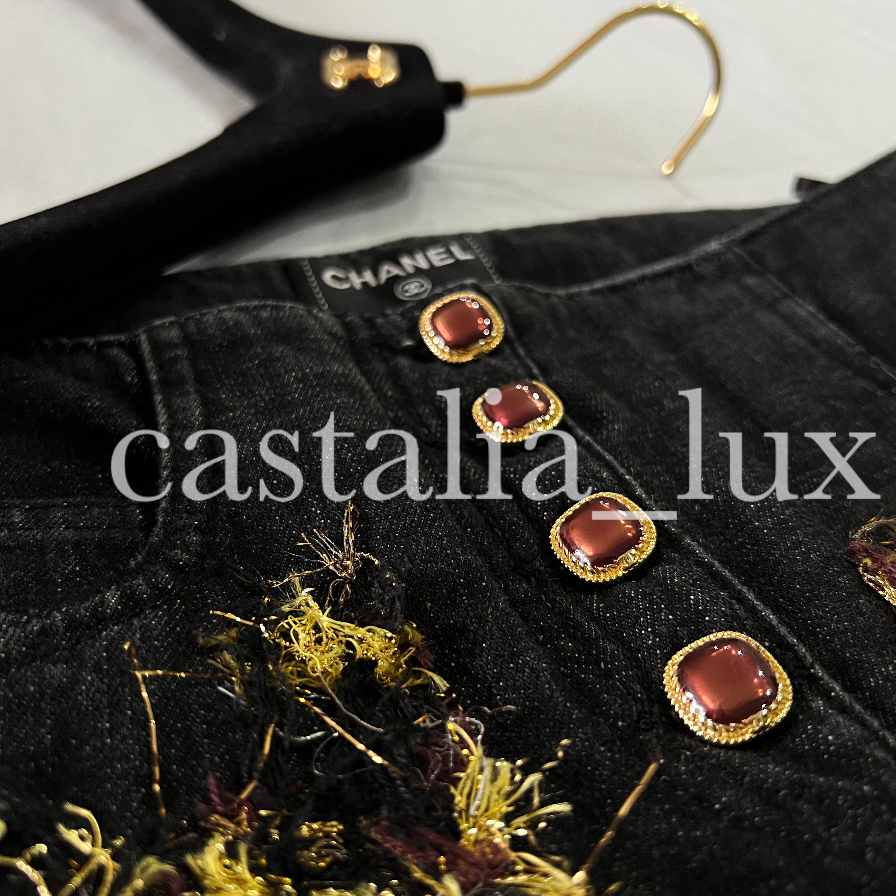 Chanel Paris / Byzance Look 1 Tweed Detail Jeans 4