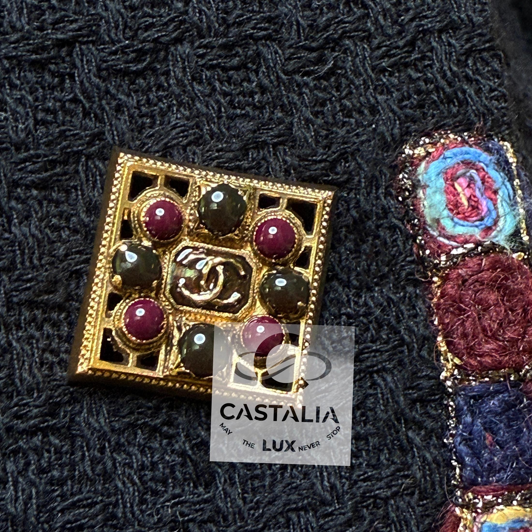 Chanel Paris / Byzance Tweed Jacket with Mosaic Trim and Jewel Buttons 42 FR For Sale 5