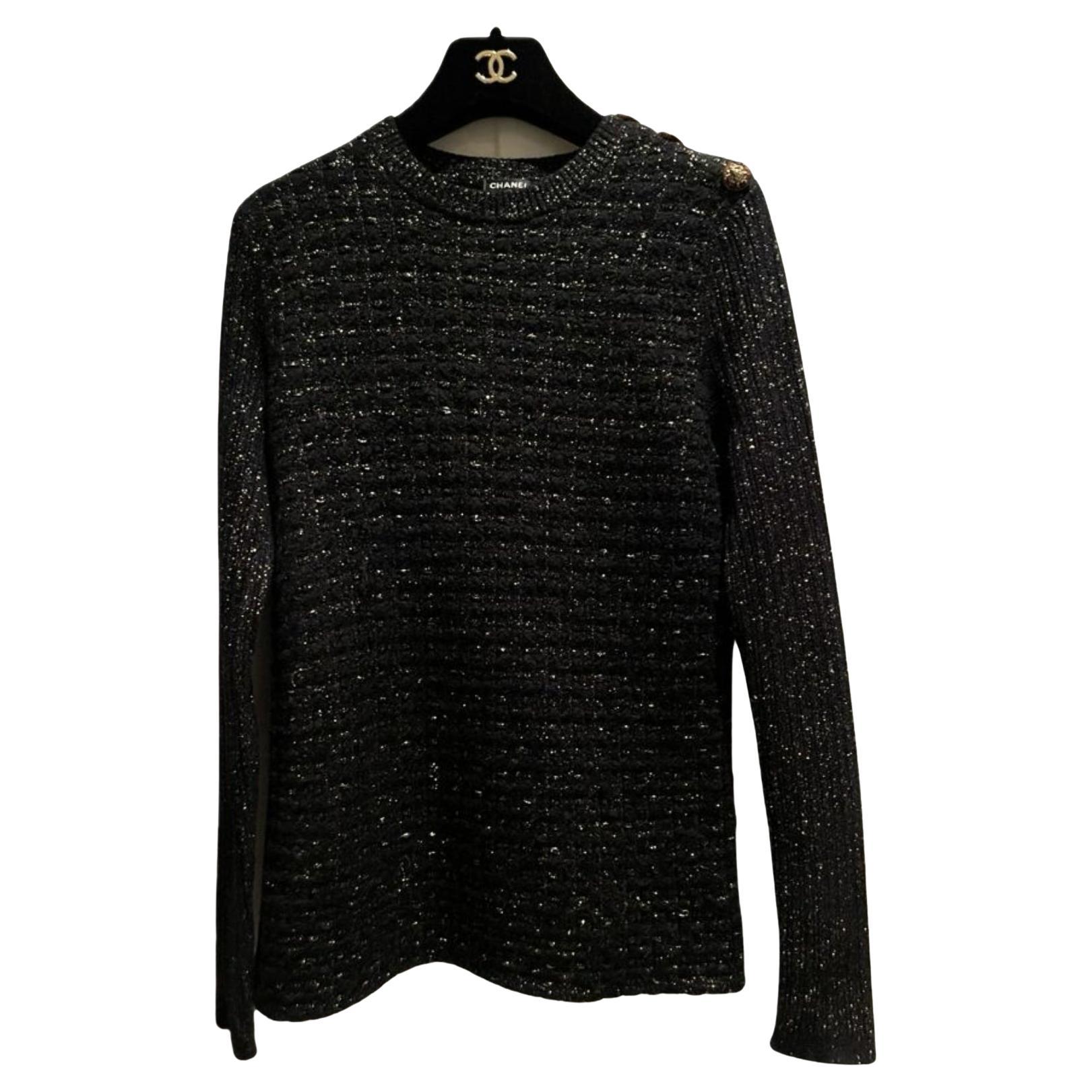 Chanel Paris / Cosmopolite CC Buttons Jumper