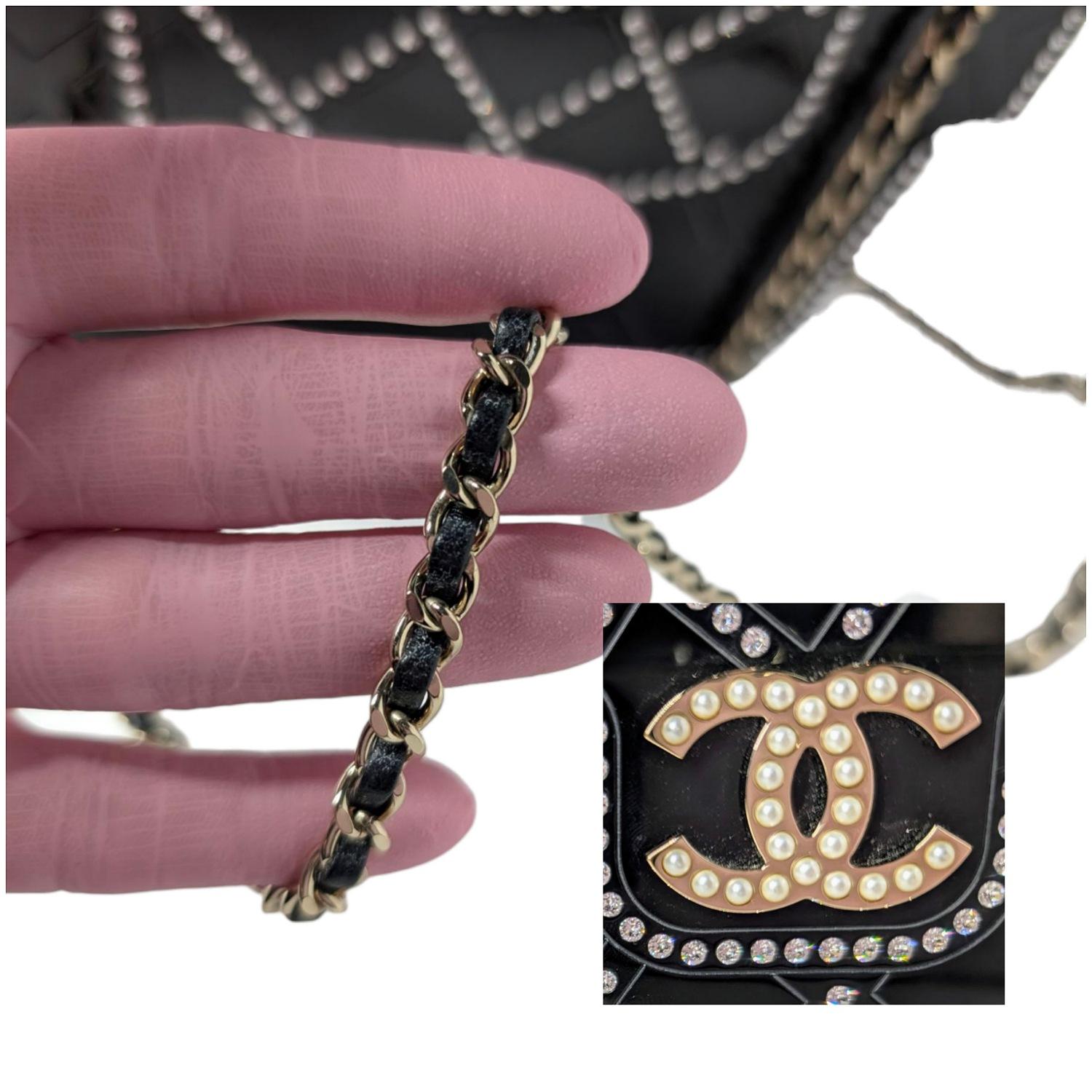 Borsa Chanel Paris-Cosmopolite Runway Crystal Crossbody in vendita 7