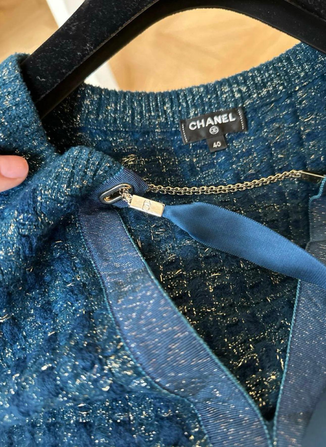 Chanel Paris / Cosmopolite Shimmering Lounge Suit For Sale 1