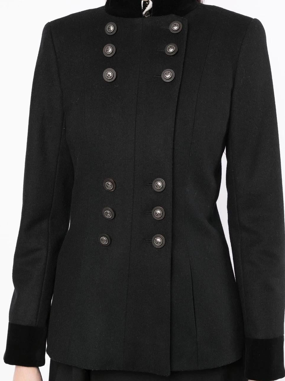 Designed as part of the Paris/Dallas 2014 collection, this pre-owned jacket features a high neck and button detailing. Crafted from a wool and alpaca blend, this jacket will keep you warm on those cold winter days. Pair with jeans and trainers for