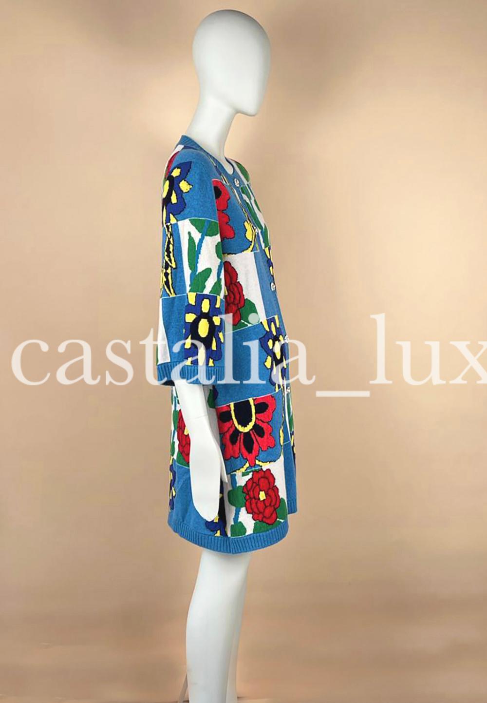 Chanel Paris / Dubai Jewel Buttons Cashmere Cardigan For Sale 4