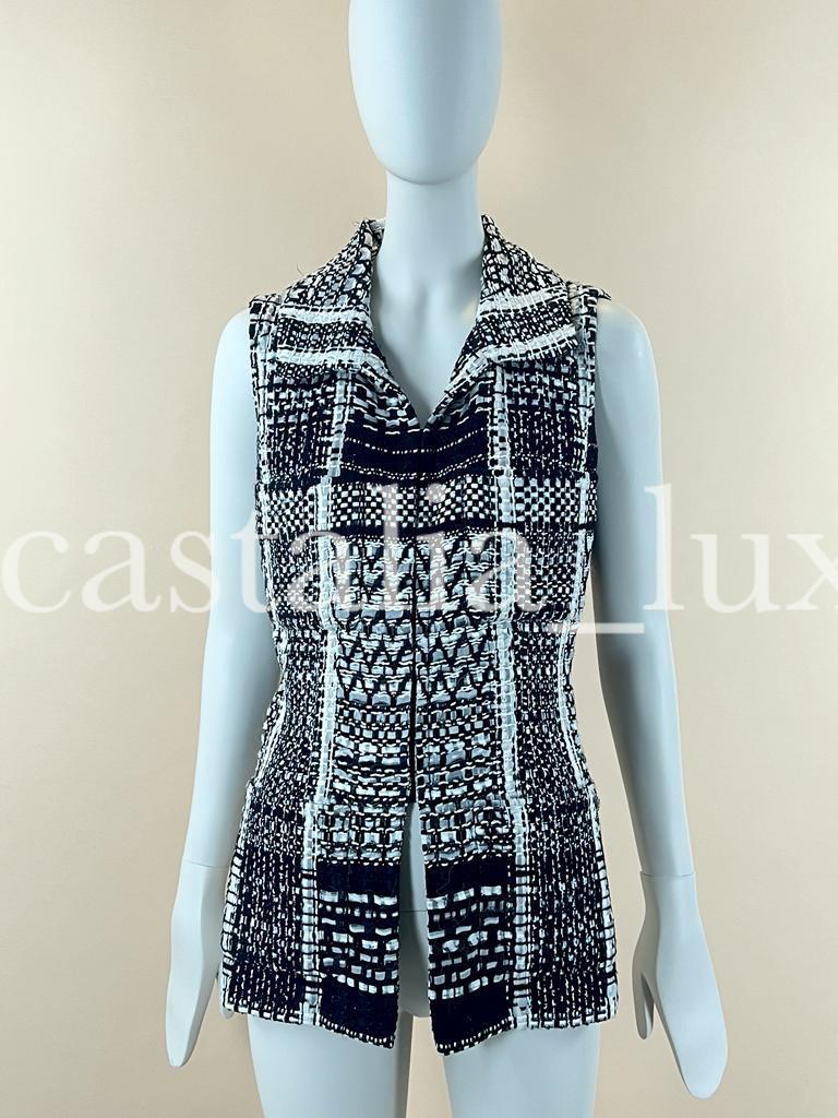 Chanel Paris / Dubai Ribbon Tweed Vest For Sale 1