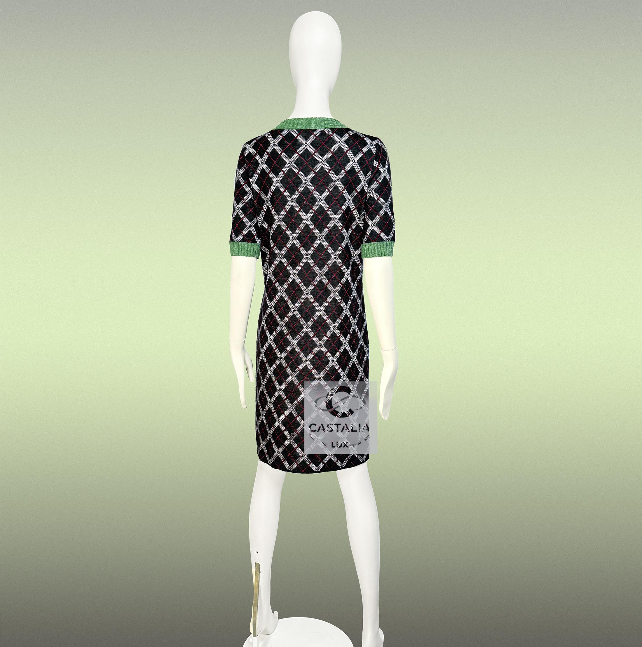 Chanel Paris / Edinburgh CC Patch Tartan Kleid 40 FR im Angebot 5