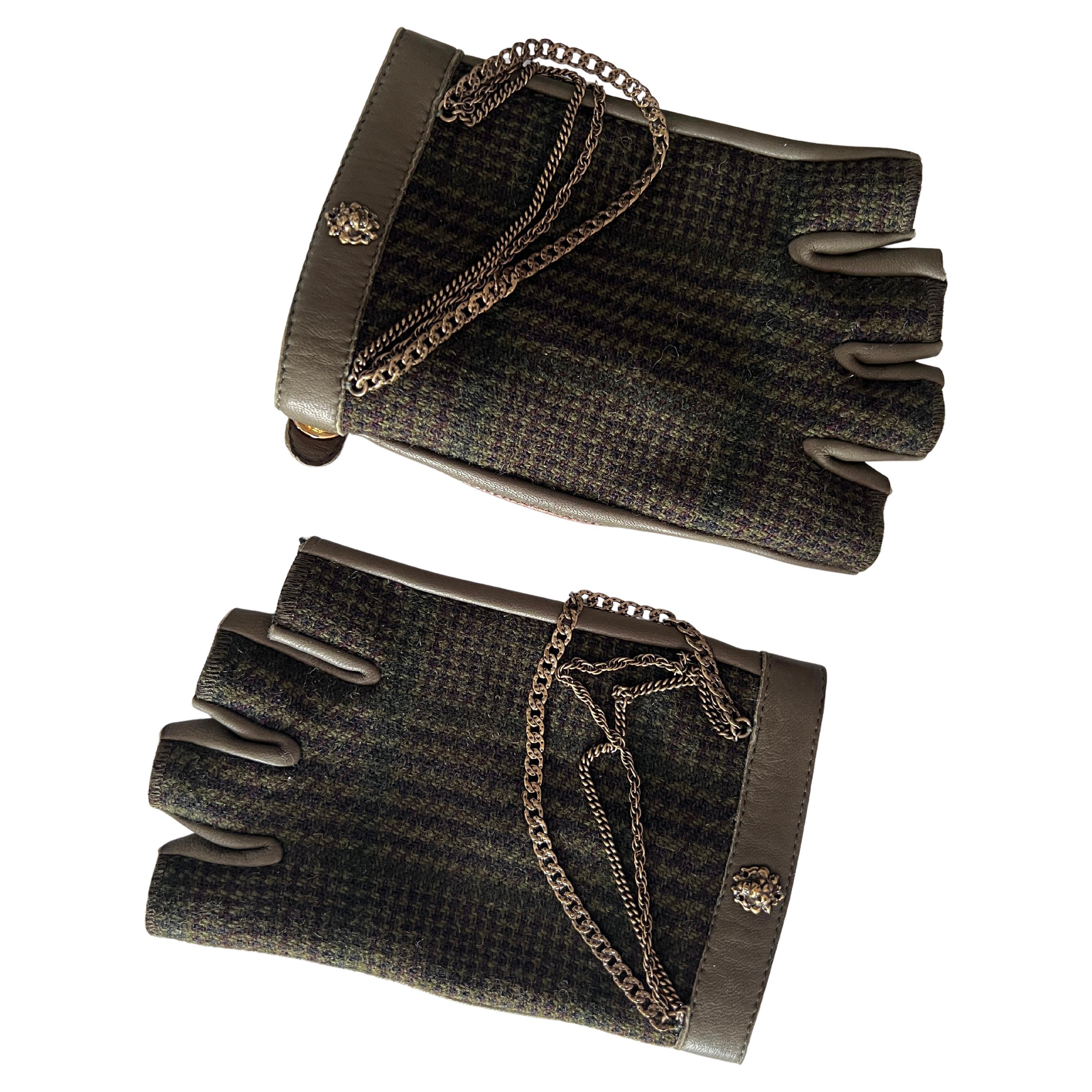 Chanel Paris / Edinburgh Chain Embellished Mitten Gloves For Sale
