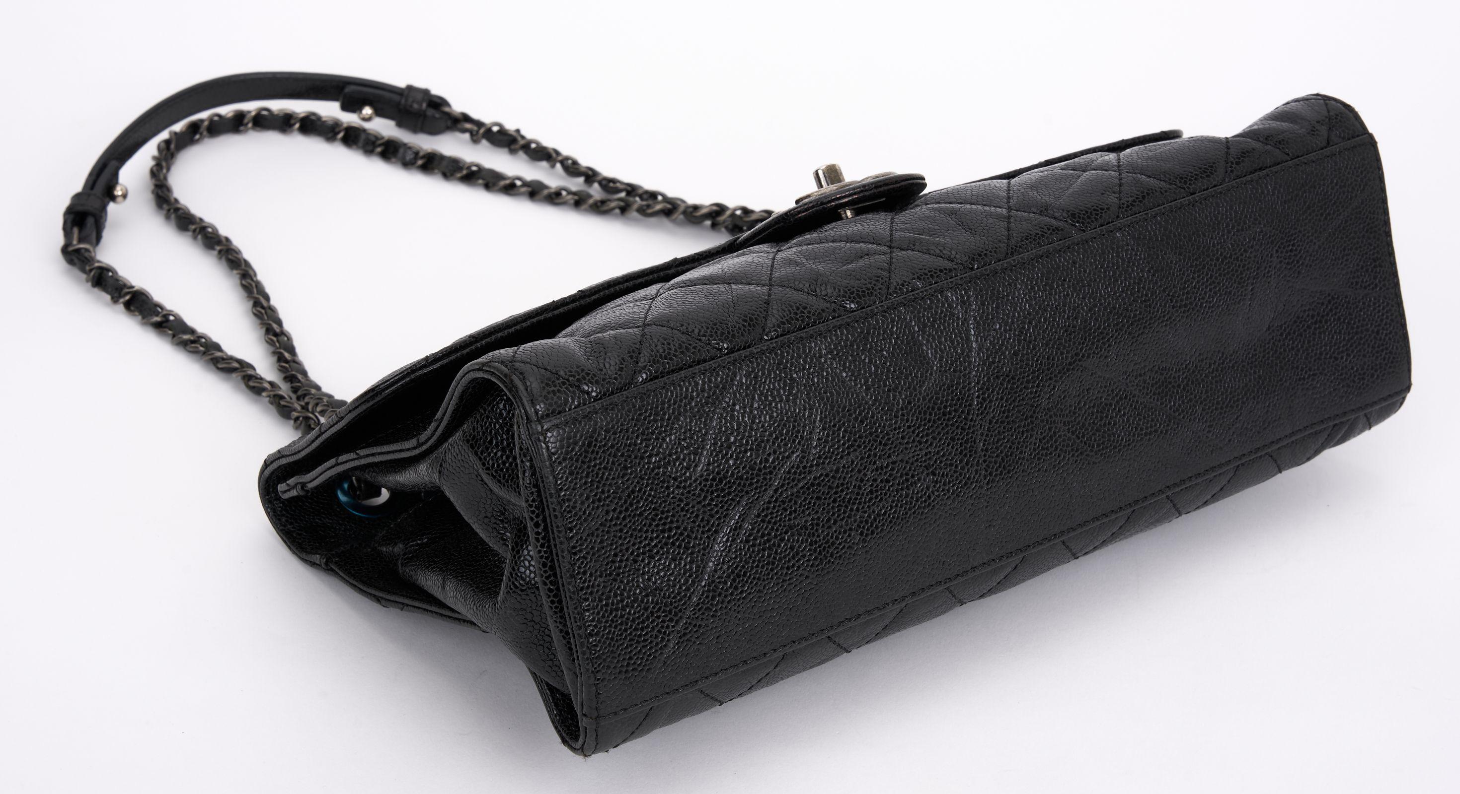 Chanel Paris-Edinburgh Crave Black Glazed Flap Bag For Sale 1