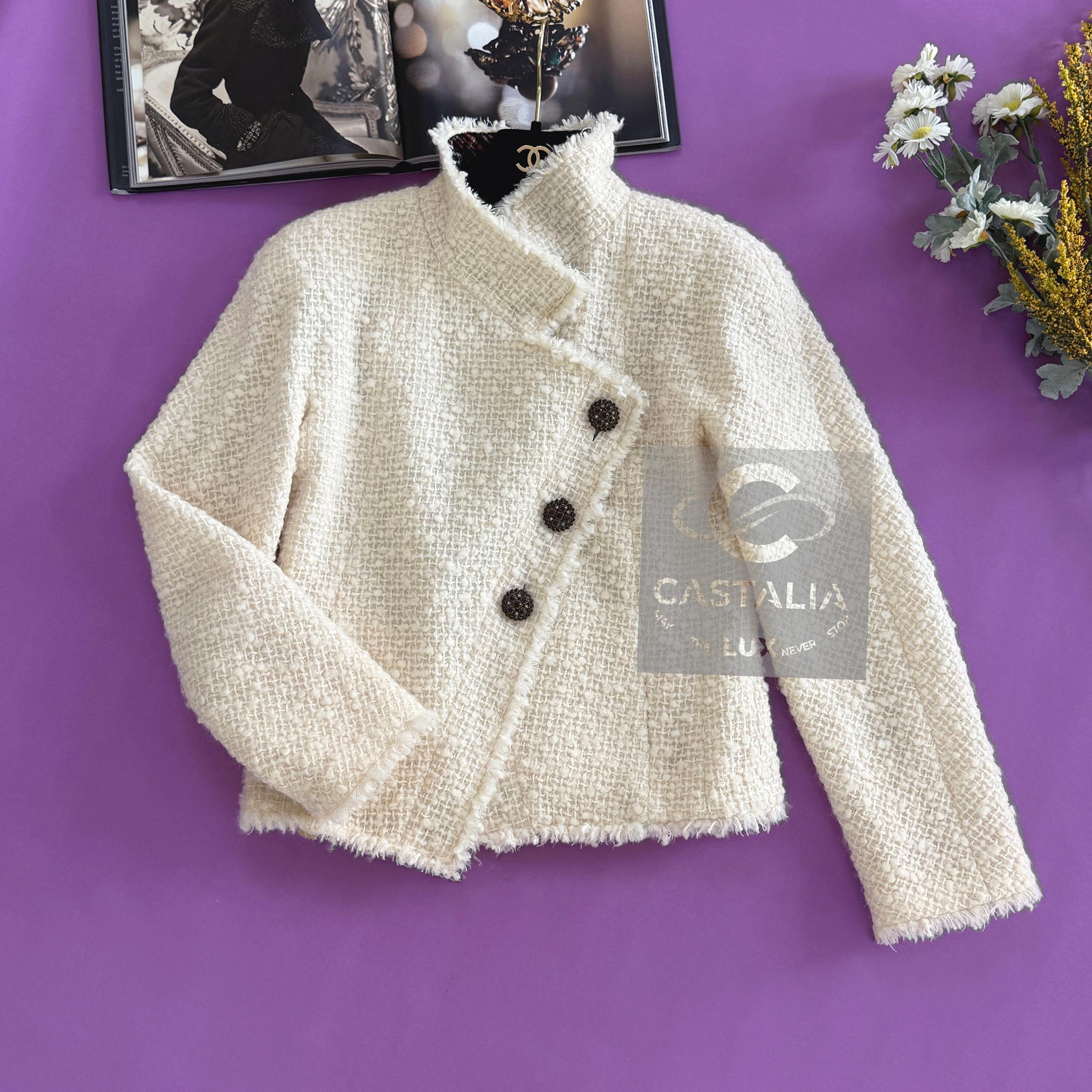 Chanel Paris / Edinburgh Ecru Tartan-Tweedjacke aus Tweed 38 FR im Angebot 6