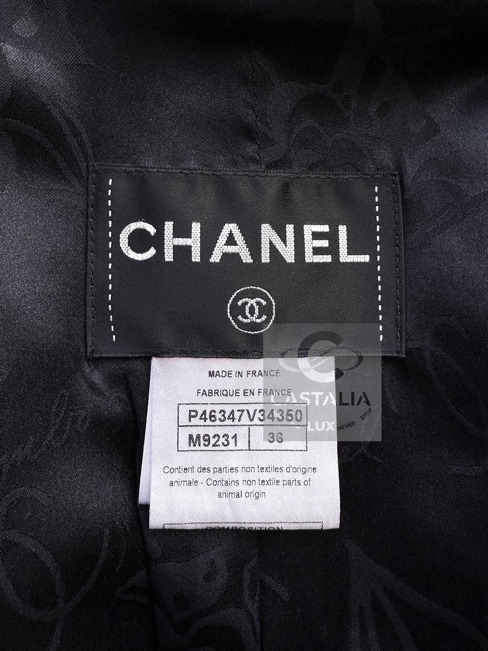 Chanel Paris / Edinburgh Gripoix Buttons Tartan Tweed Coat 36 FR en vente 9