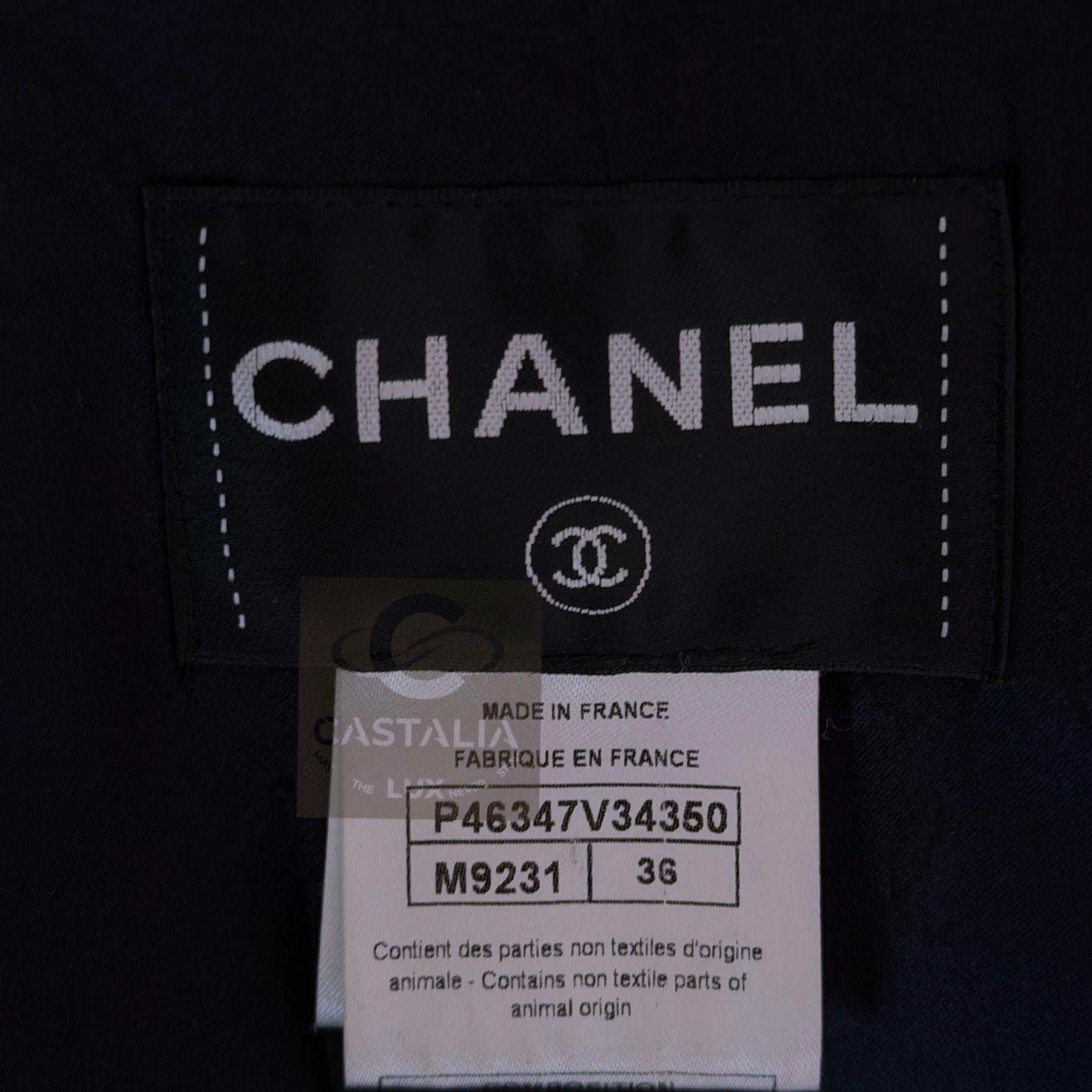 CHANEL París / Edimburgo Abrigo de tweed con botones de tartán Gripoix 36 FR en venta 13