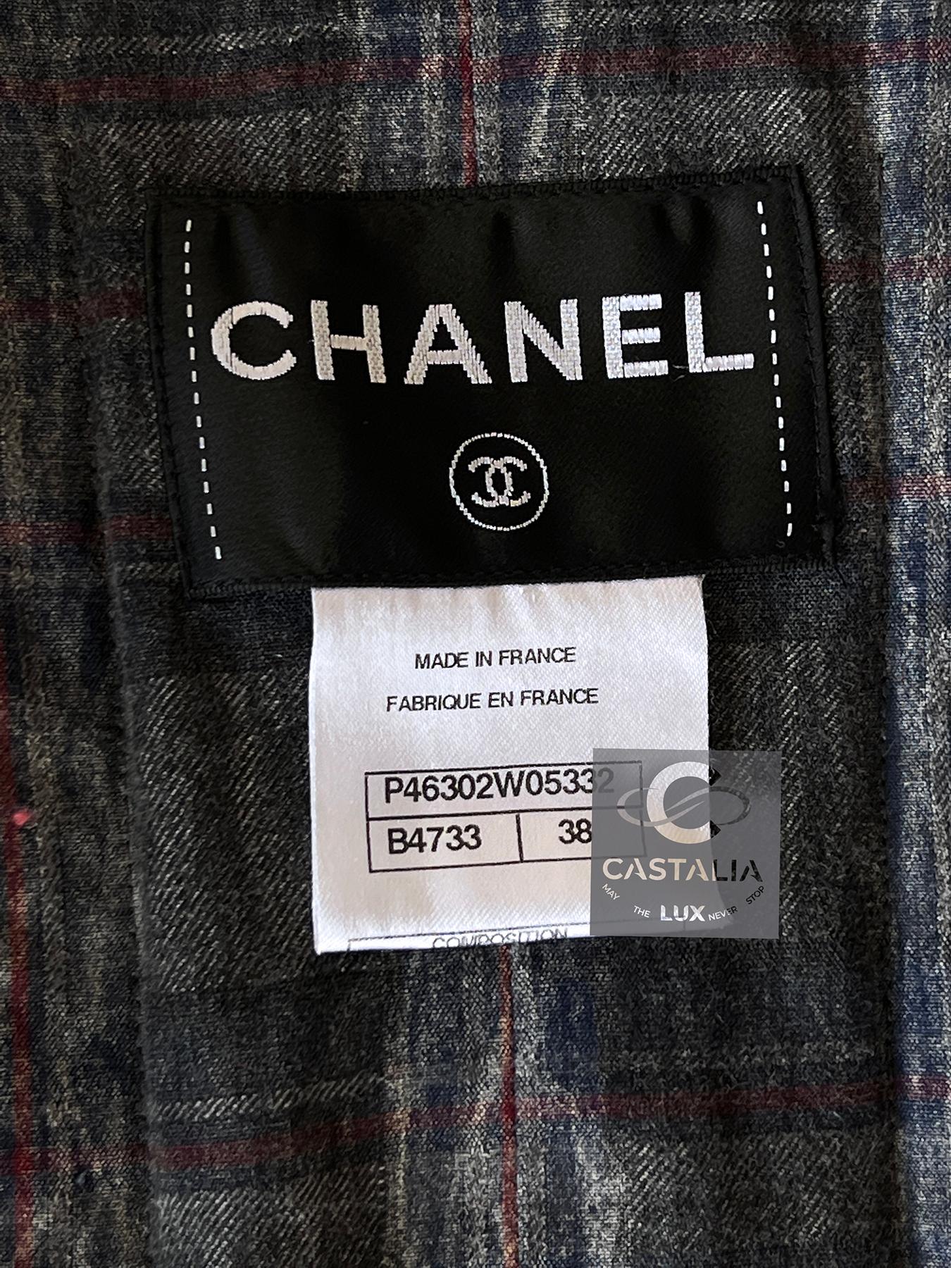 Chanel Paris / Edinburgh Gripoix Buttons Tweed Jacket 11