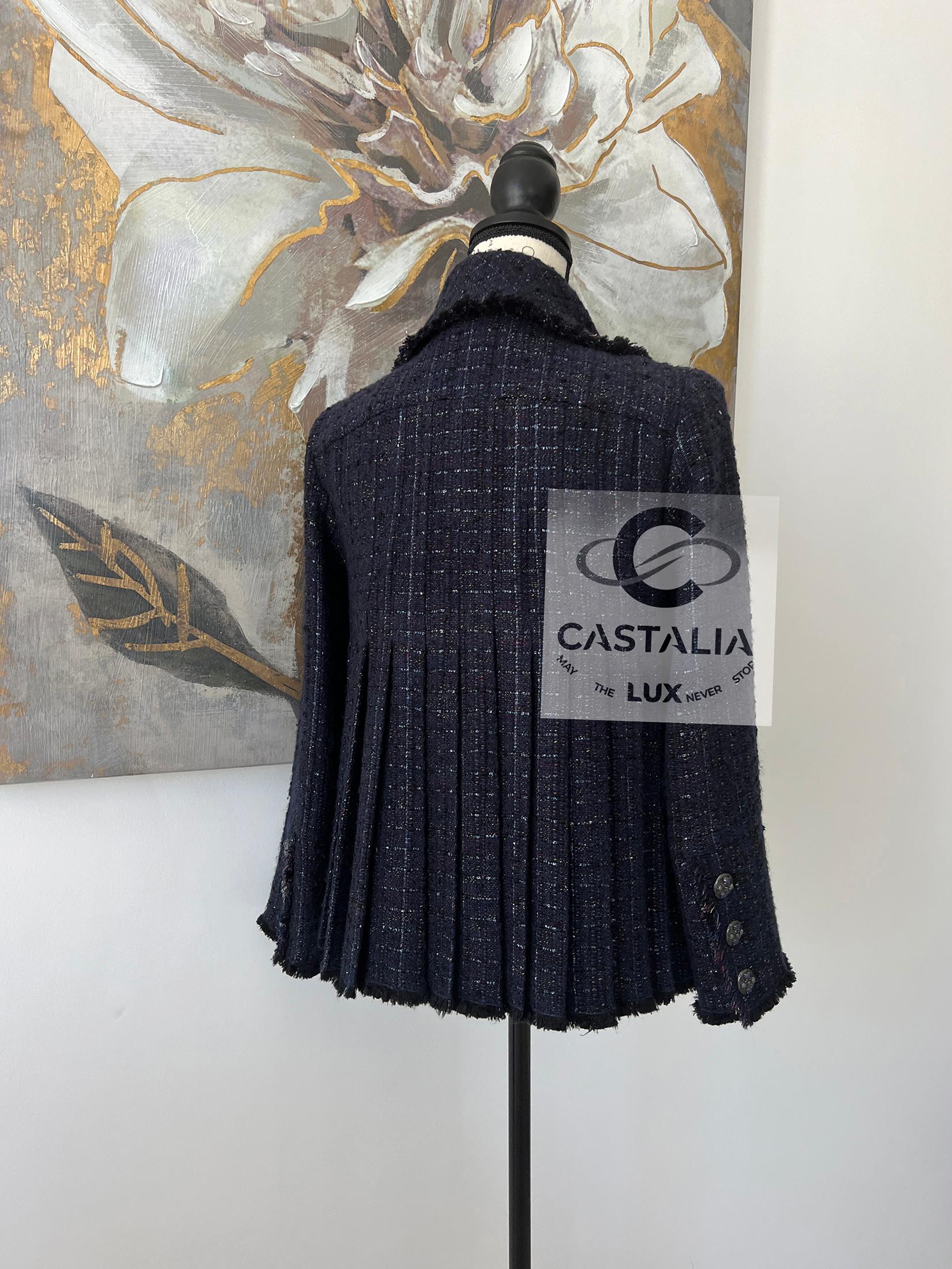 Chanel Paris / Edinburgh Highland Grandeur Tweed Jacket  38 FR For Sale 7