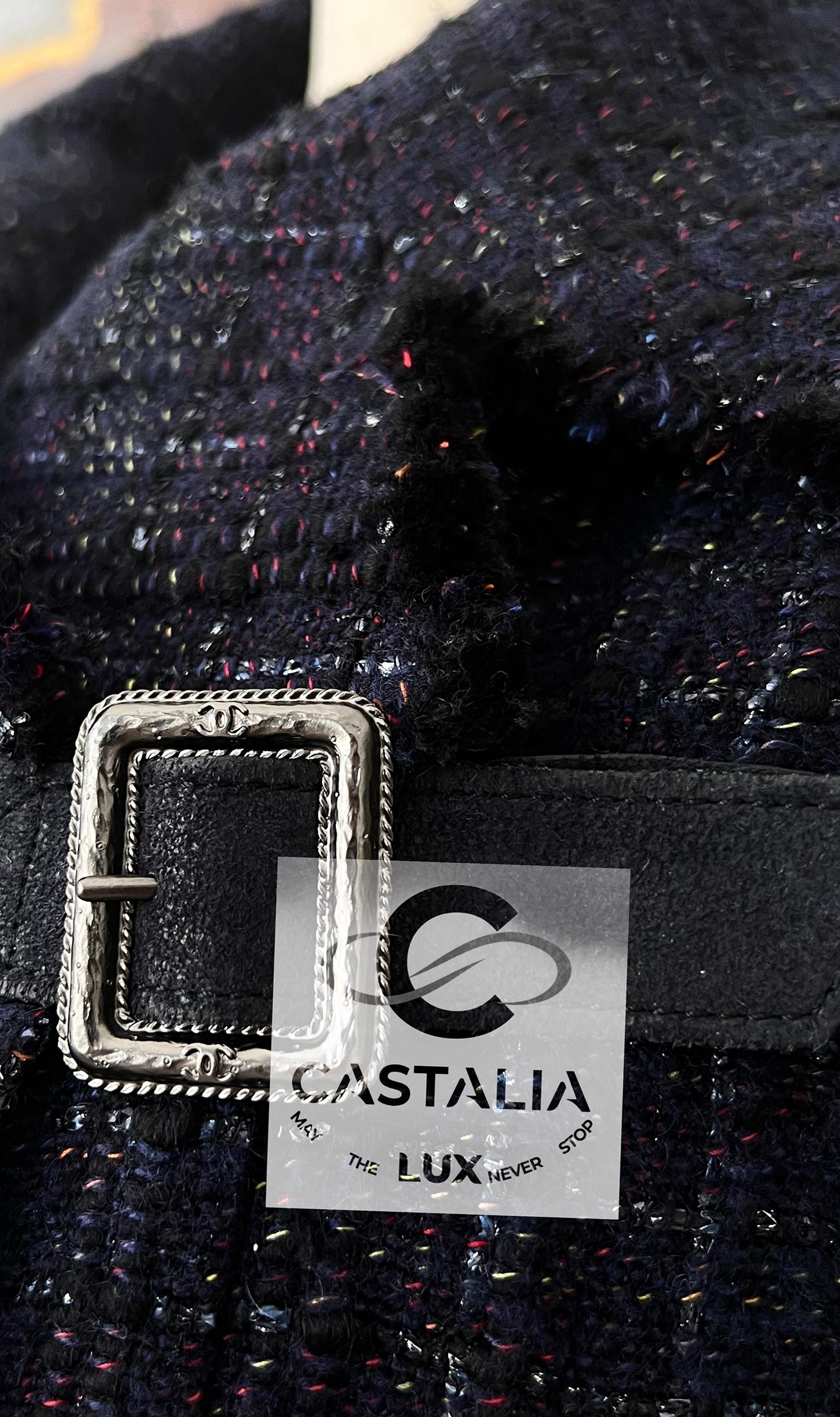 Chanel Paris / Edinburgh Highland Grandeur Tweed Jacket  38 FR For Sale 3