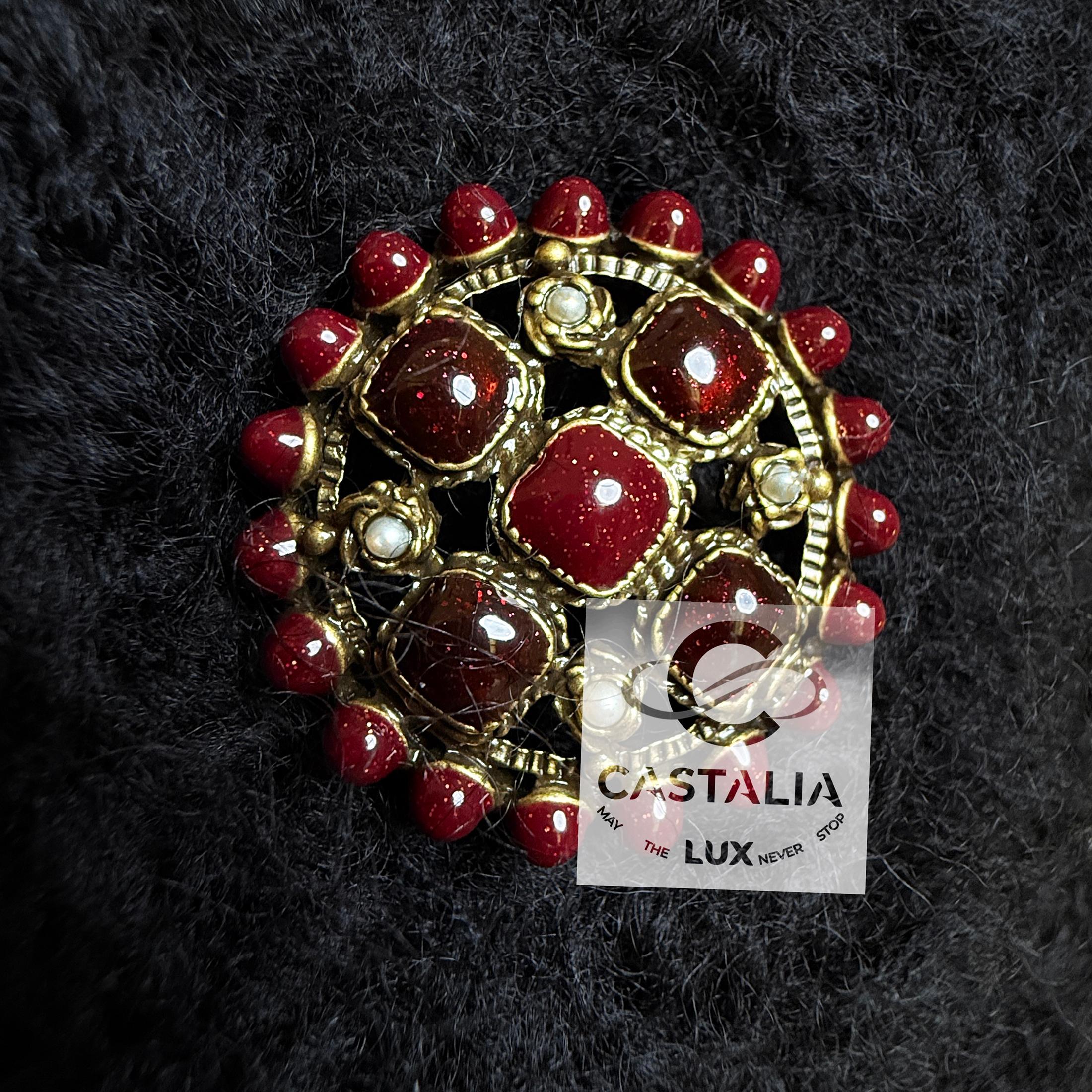 CHANEL Paris / Edinburgh Icon Black Tweed Jacket 38 FR For Sale 5