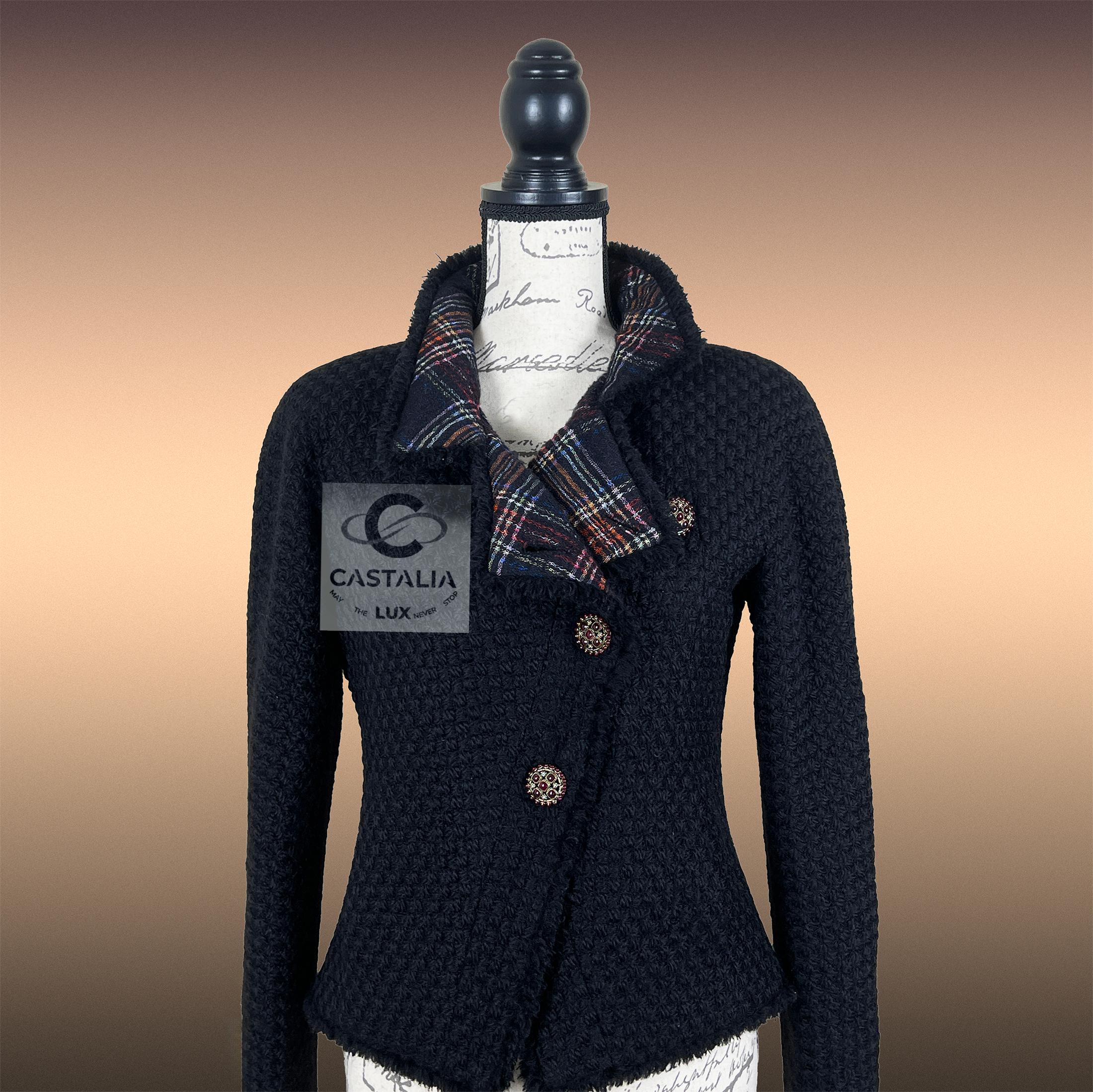 CHANEL París / Edimburgo Chaqueta de tweed Masterpiece 40 FR en venta 4