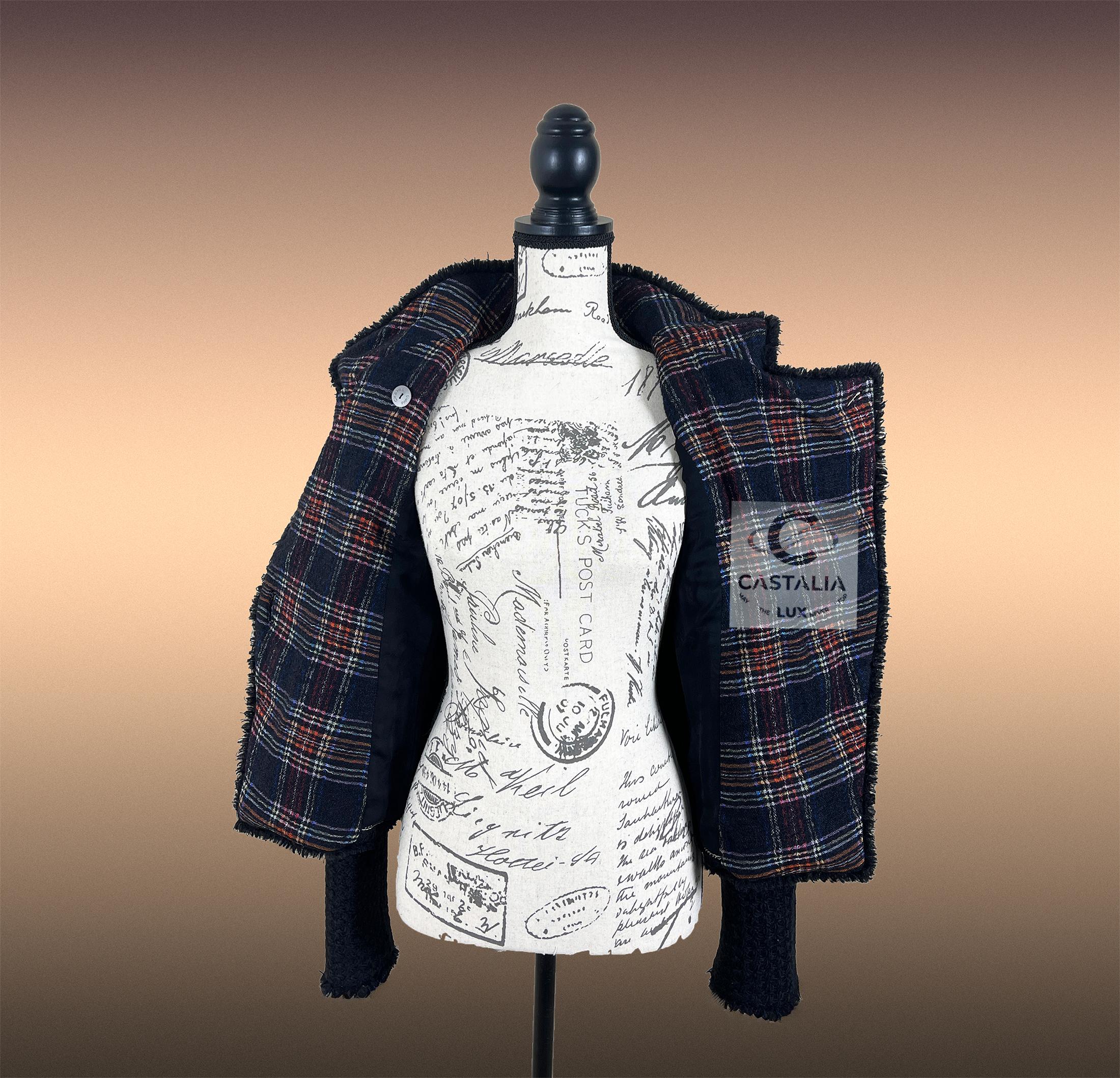 CHANEL París / Edimburgo Chaqueta de tweed Masterpiece 40 FR en venta 7