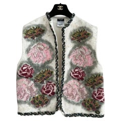 Chanel Paris / Edinburgh Runway Floral Knit Jacket