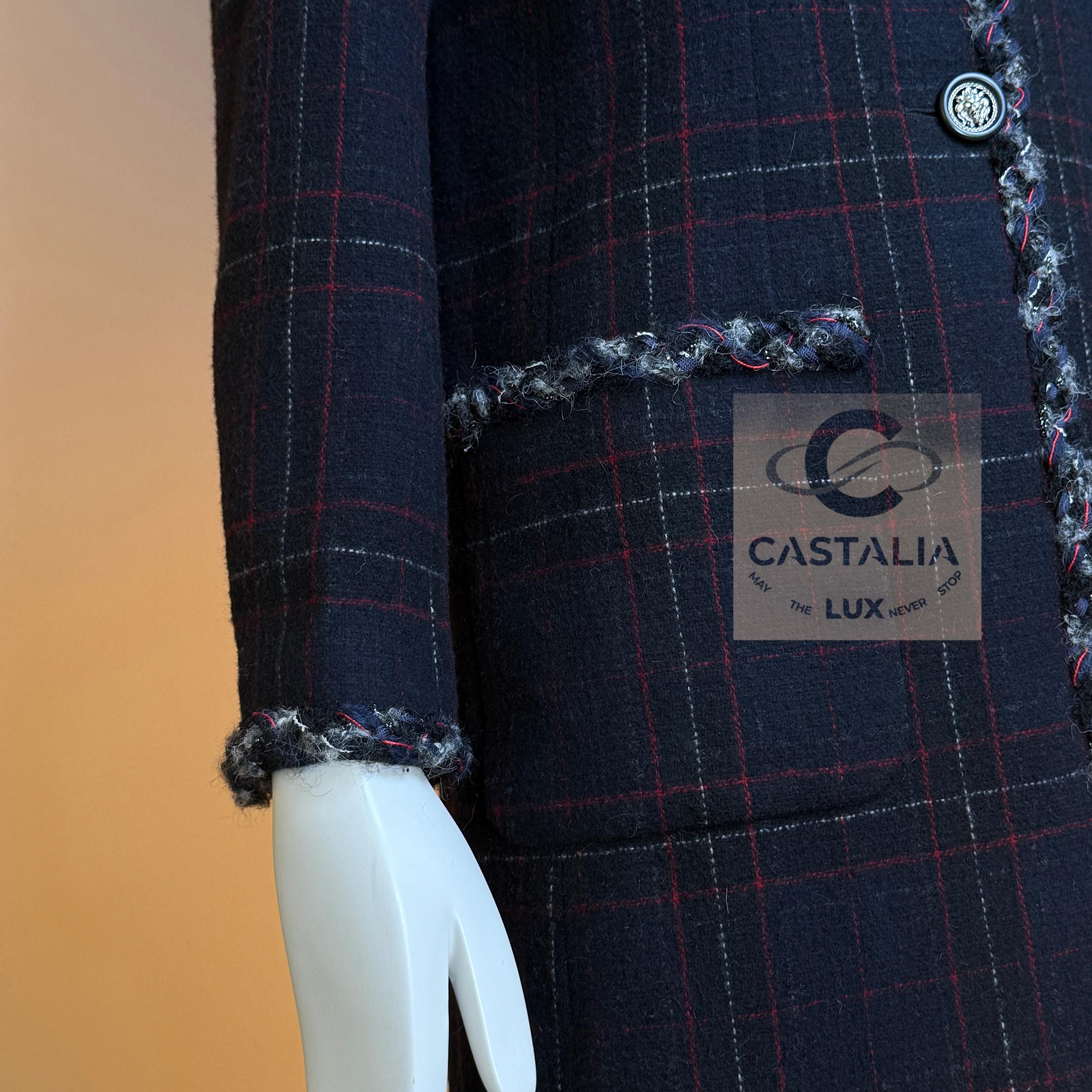 CHANEL Paris / Edinburgh Runway Navy Tartan Coat 36 FR For Sale 12