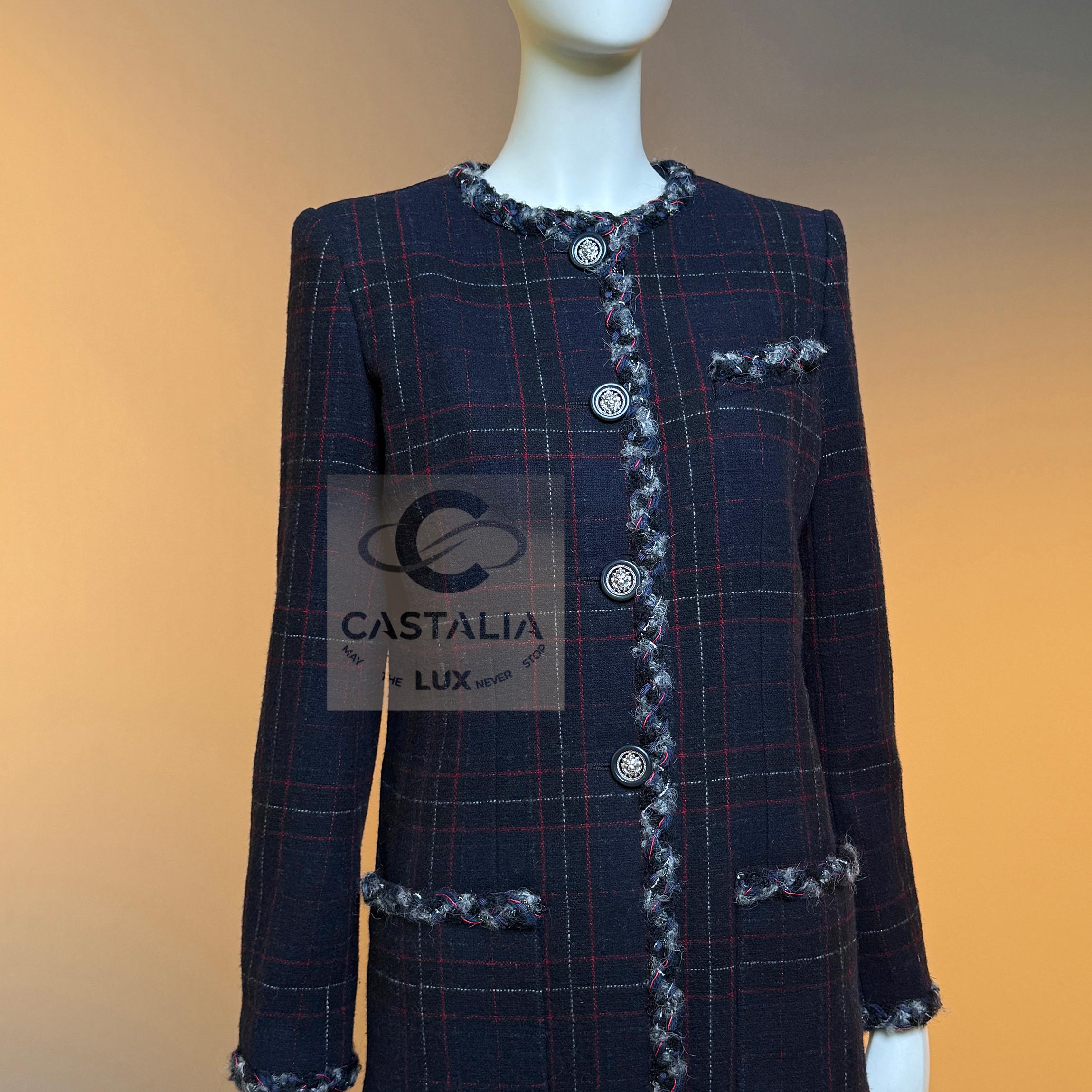 CHANEL Paris / Edinburgh Runway Navy Tartan Coat 36 FR For Sale 3