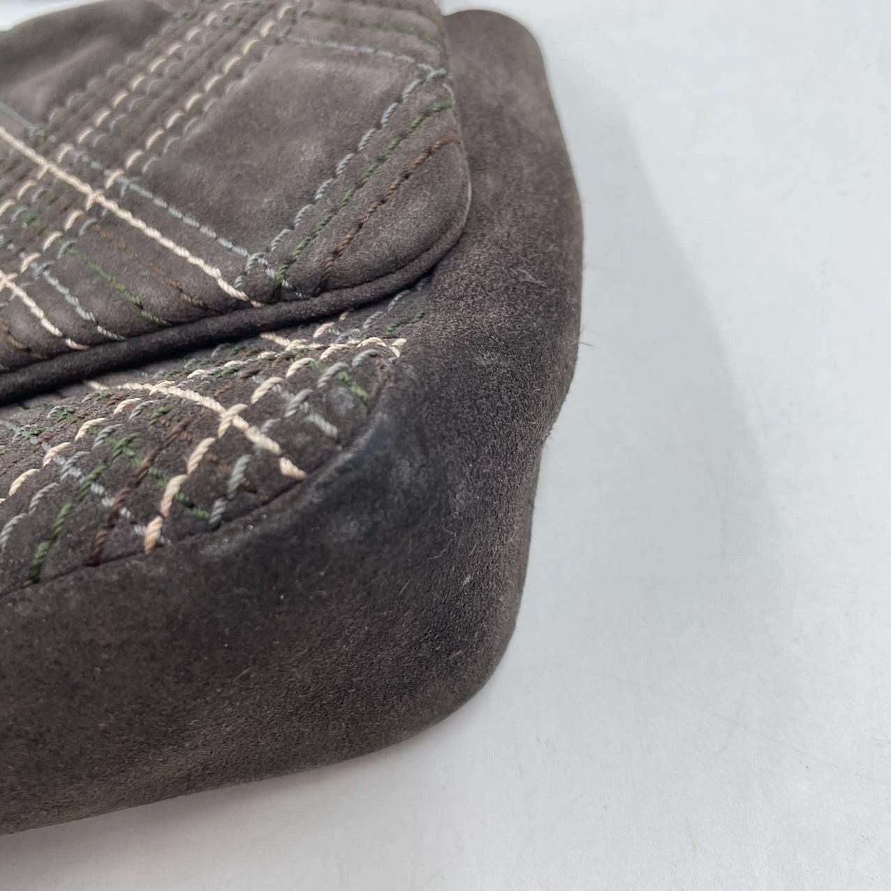 Chanel Paris-Edinburgh Saltire 2013 Seude Stitch Single Flap Medium in Grigio in vendita 10