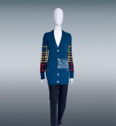 CHANEL Paris / Edinburgh Sapphire Tartan Cardigan 38 FR