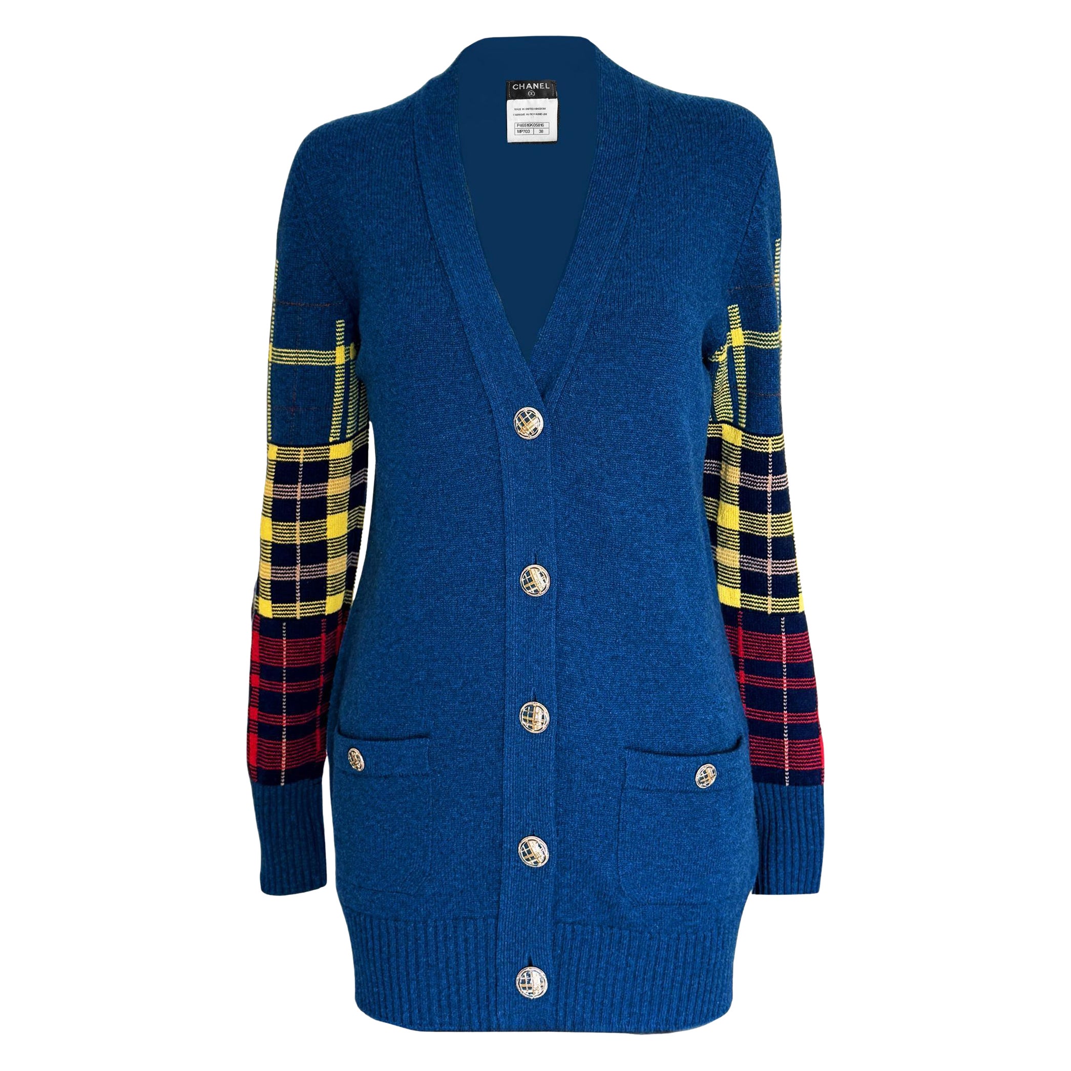 CHANEL Paris / Edinburgh Sapphire Tartan Cardigan 38 FR