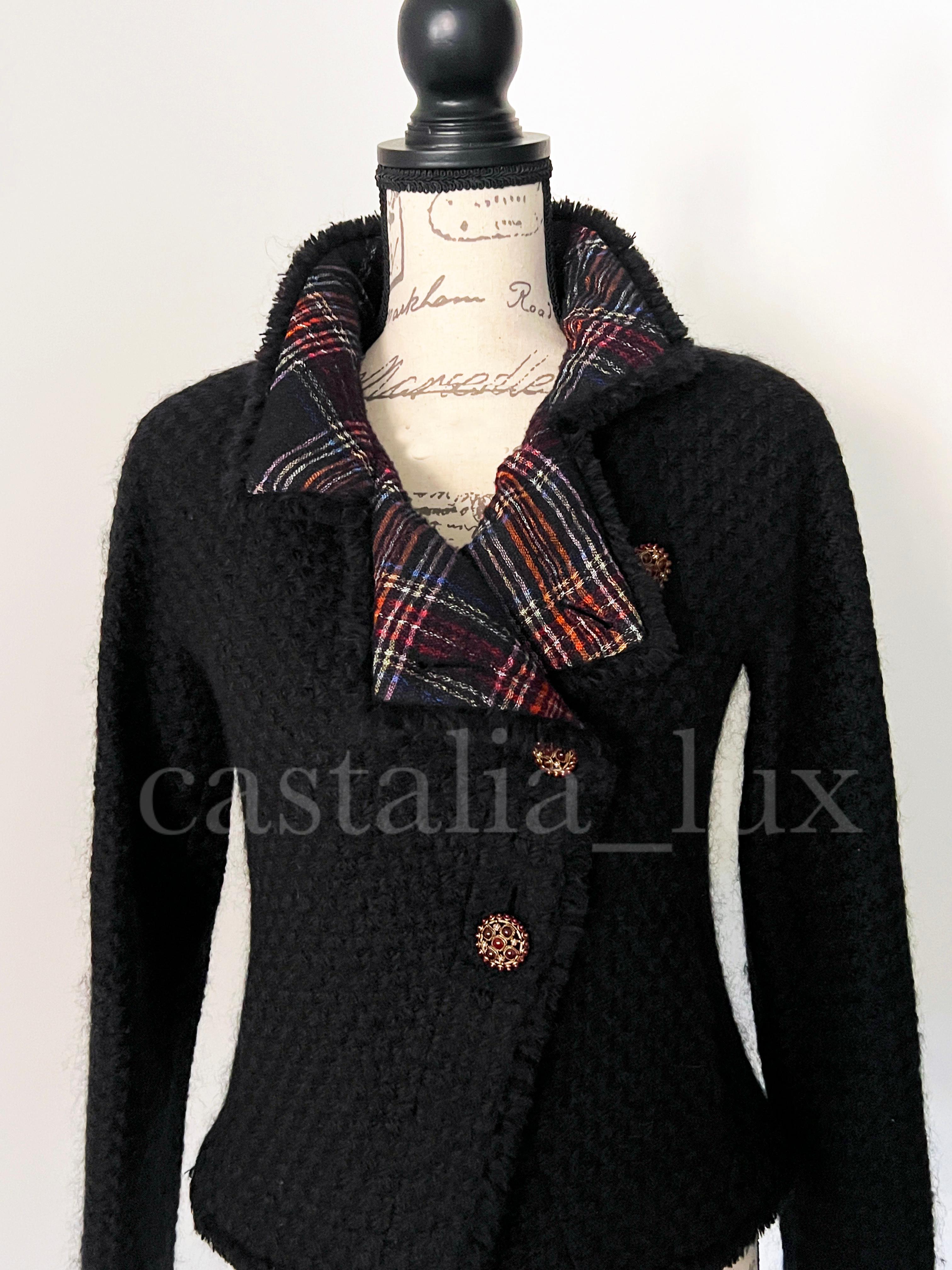 Chanel Paris / Edinburgh Tartan Black Tweed Jacket 6