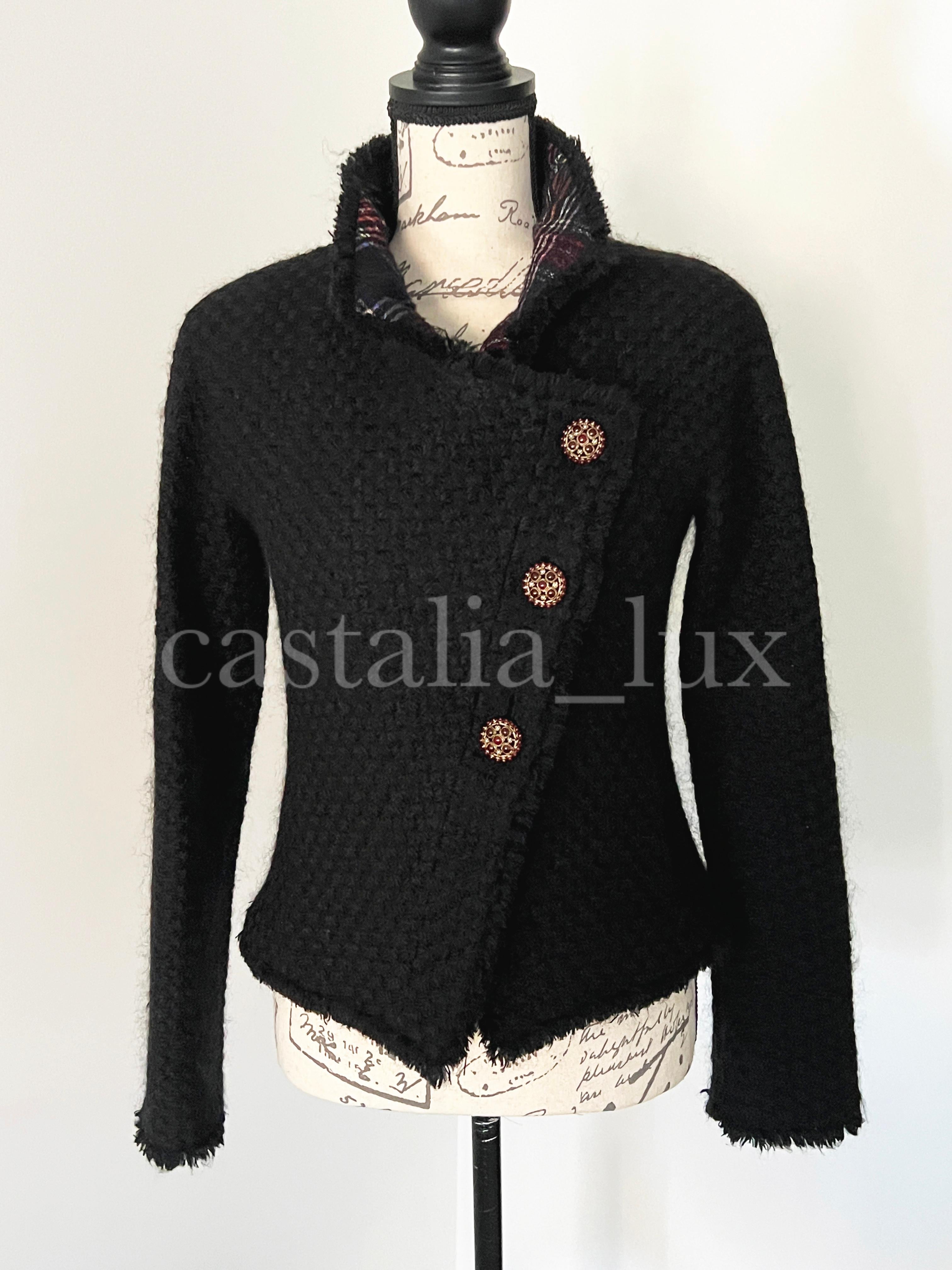 Chanel Paris / Edinburgh Tartan Black Tweed Jacket 9