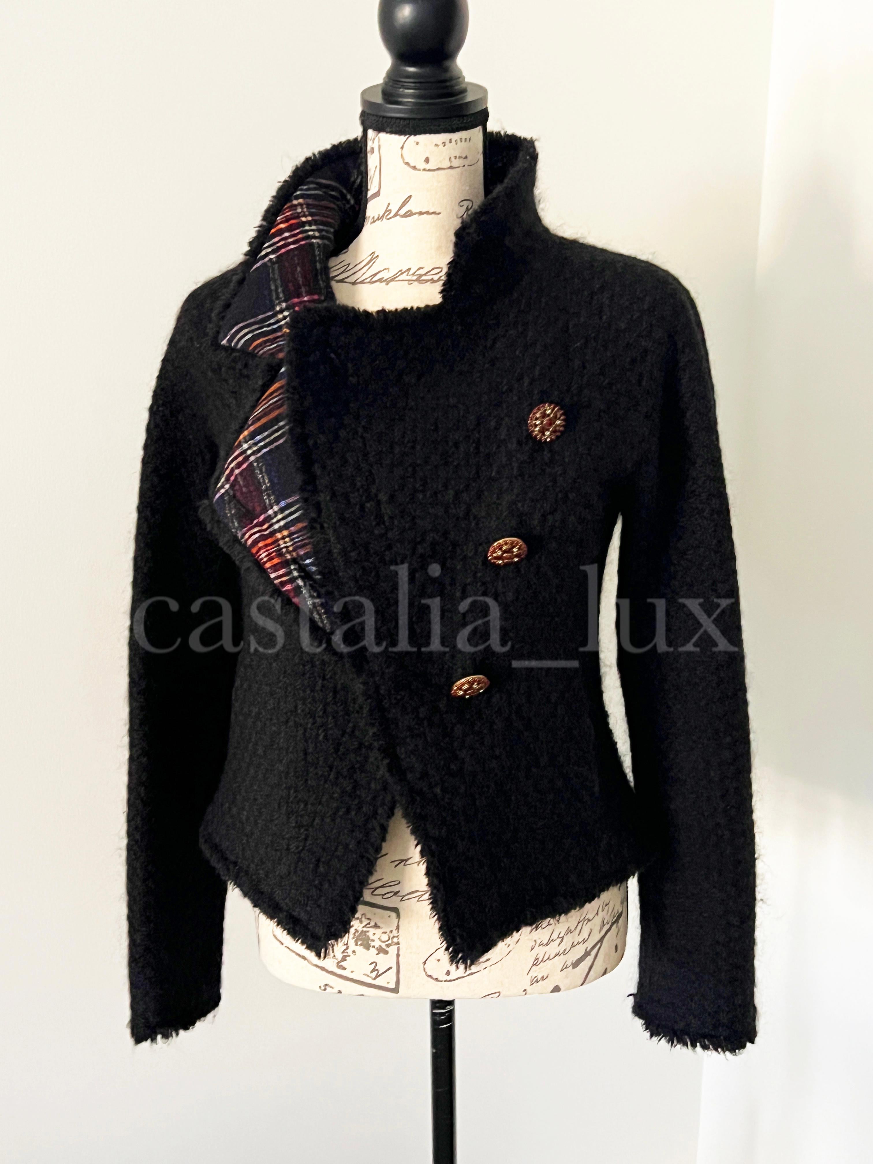 Chanel Paris / Edinburgh Tartan Black Tweed Jacket 10
