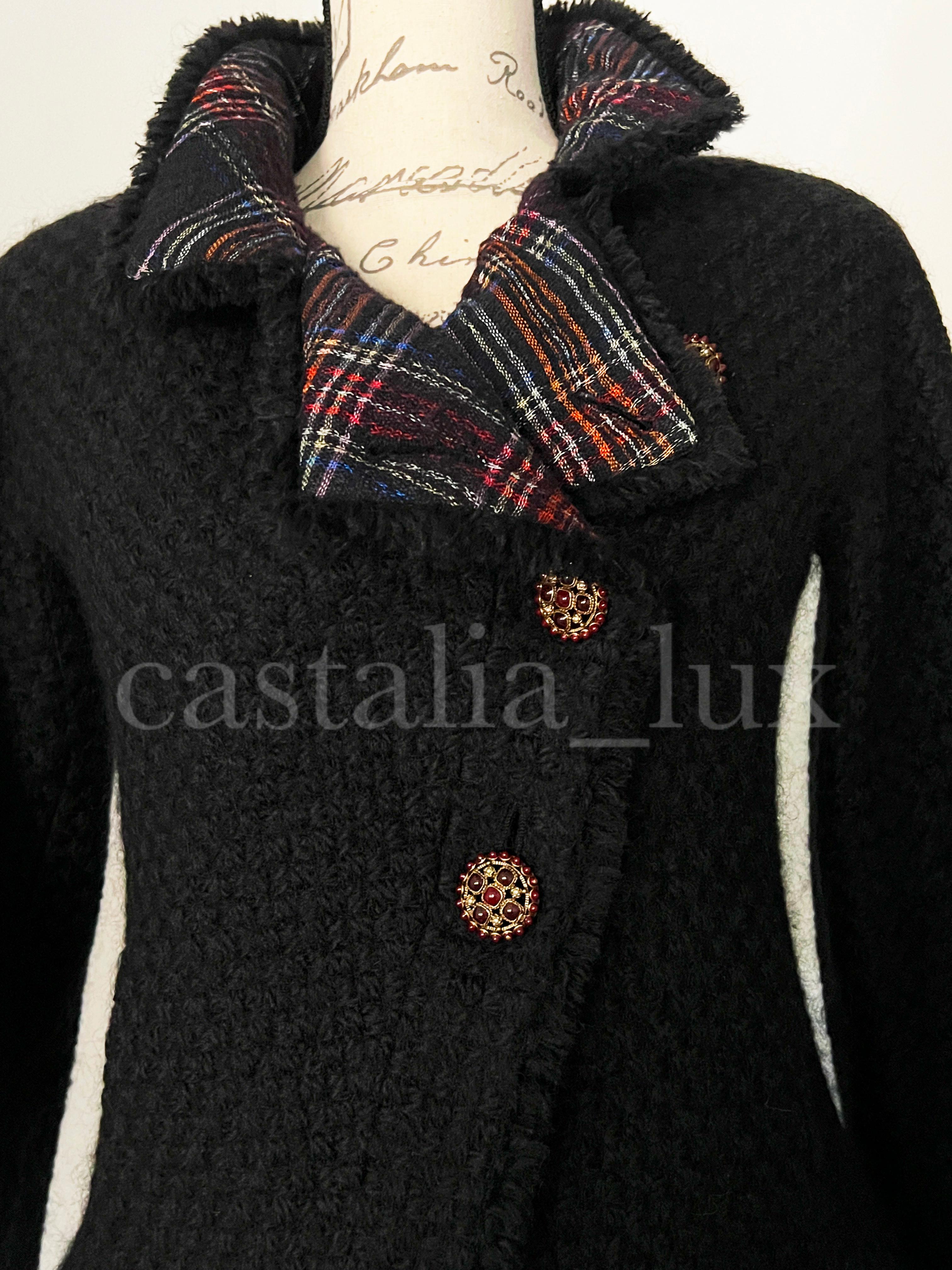 Chanel Paris / Edinburgh Tartan Black Tweed Jacket 14