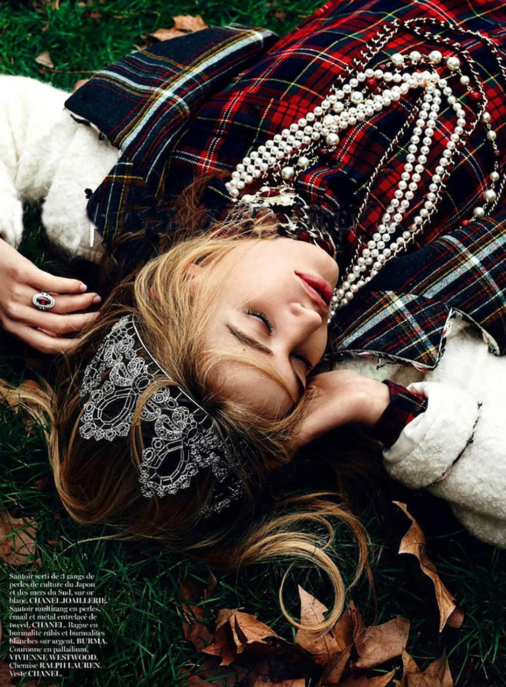 Chanel Paris / Edinburgh Tartan Black Tweed Jacket 5