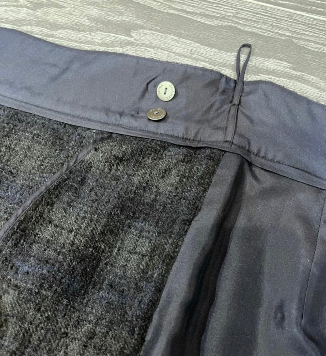 Chanel Paris / Edinburgh Tartan Wrap Tweed Skirt 1