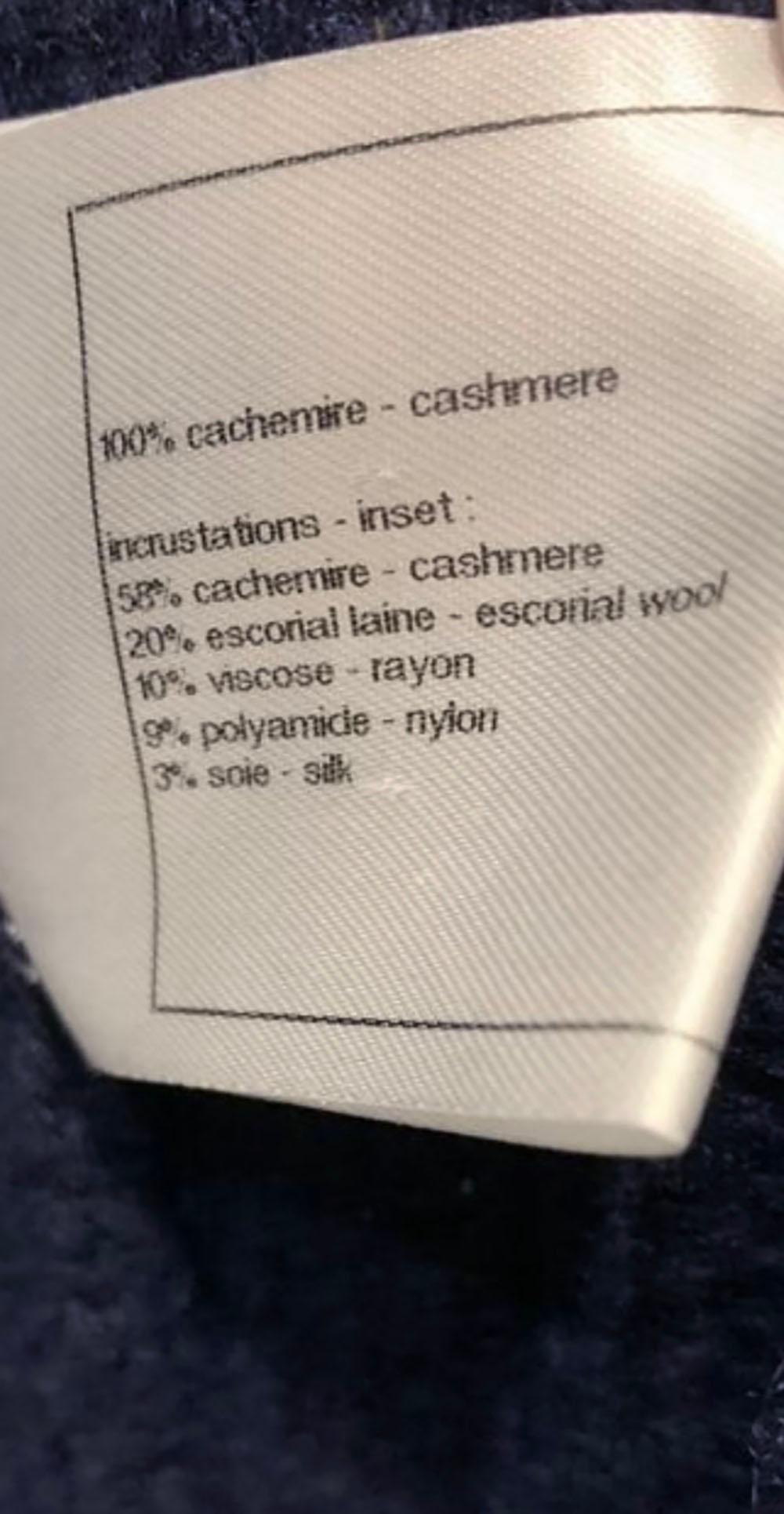 Chanel Paris / Edinburgh Thistle Brooch Cardigan 5