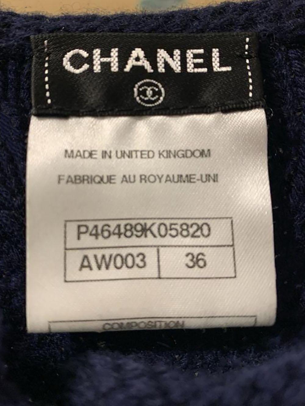 Chanel Paris / Edinburgh Thistle Brooch Cardigan 4