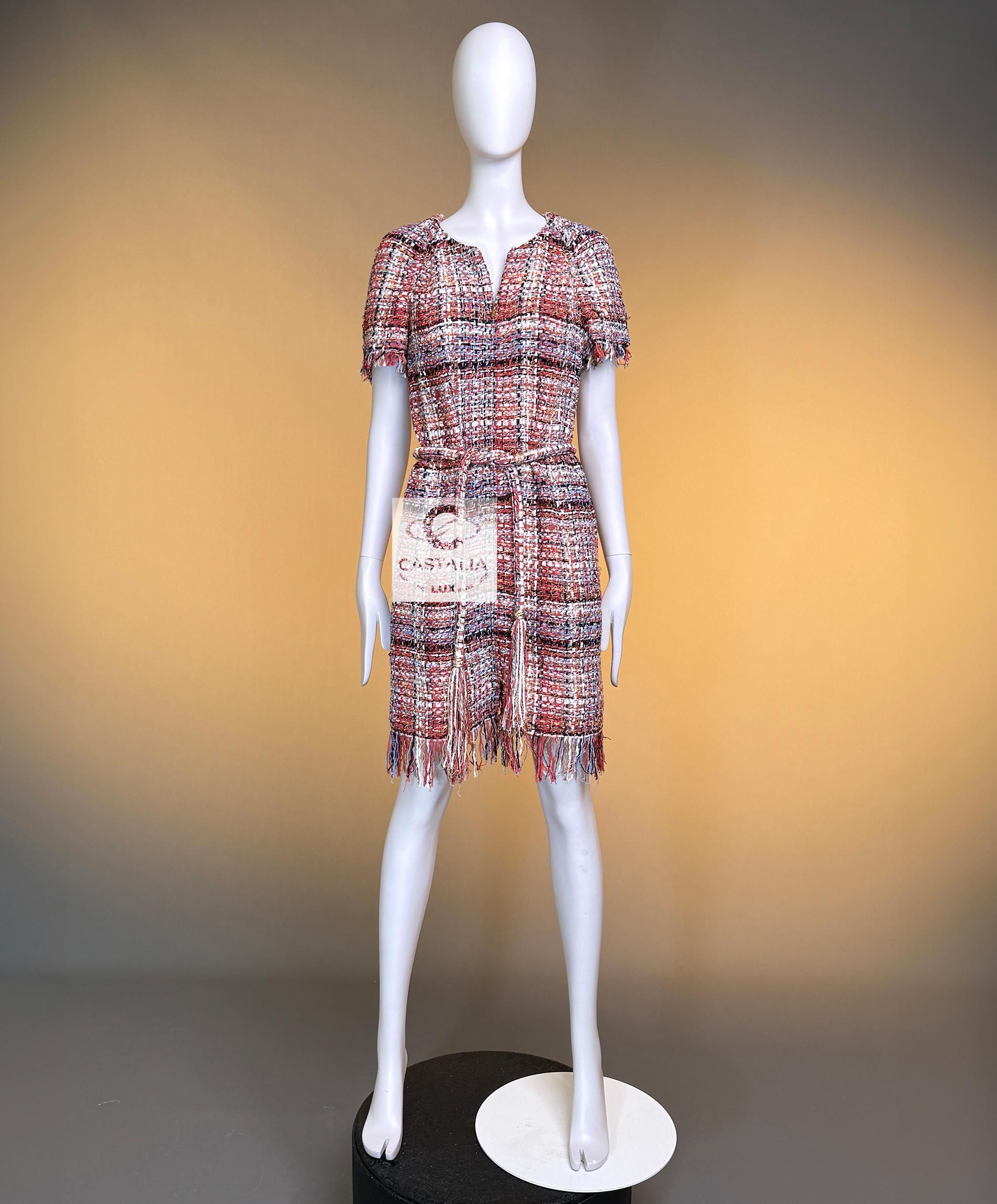 CHANEL París / Grecia Chaqueta de tweed de pasarela con cinturón joya 40 FR en venta 5