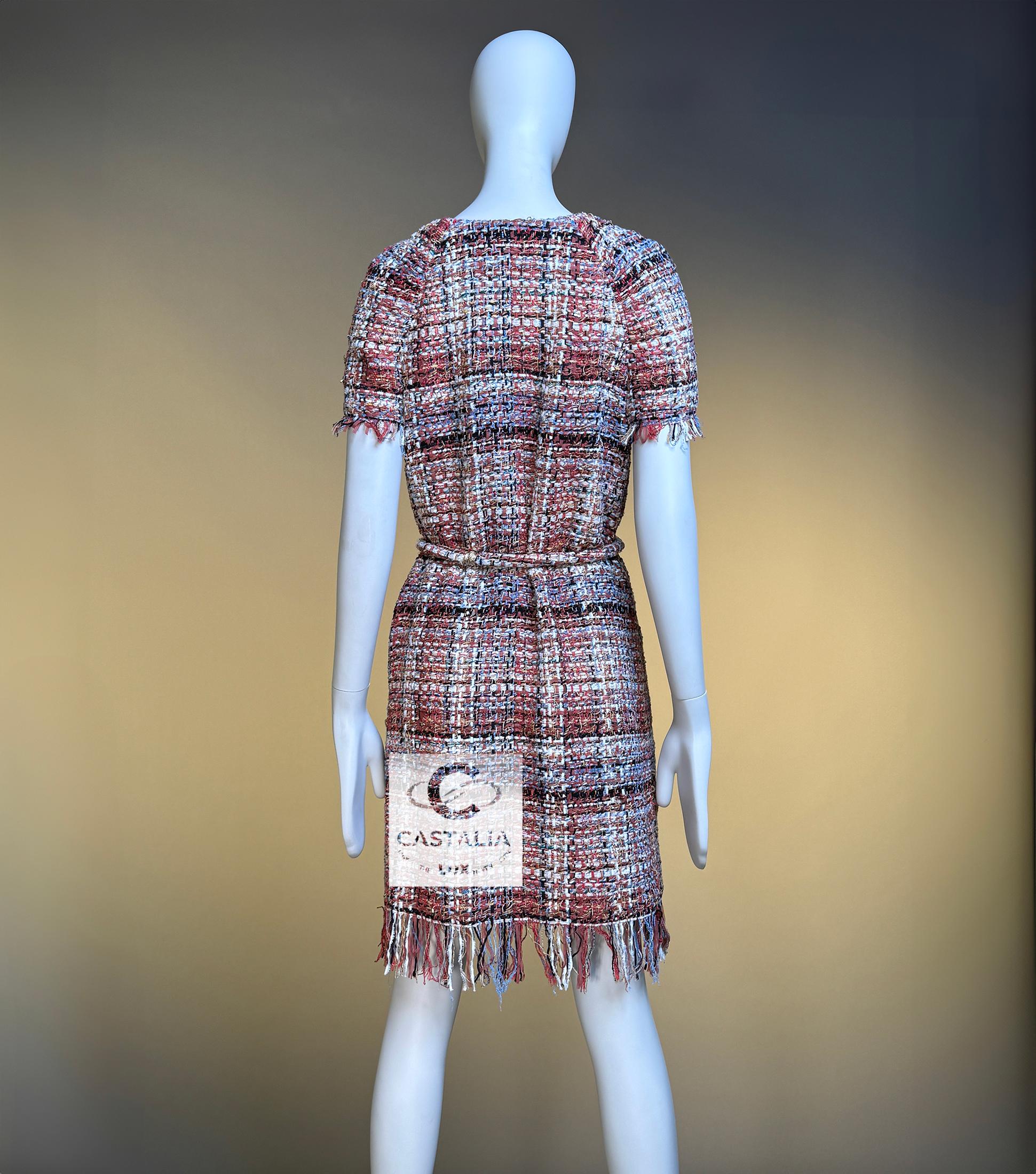 CHANEL París / Grecia Chaqueta de tweed de pasarela con cinturón joya 40 FR en venta 8