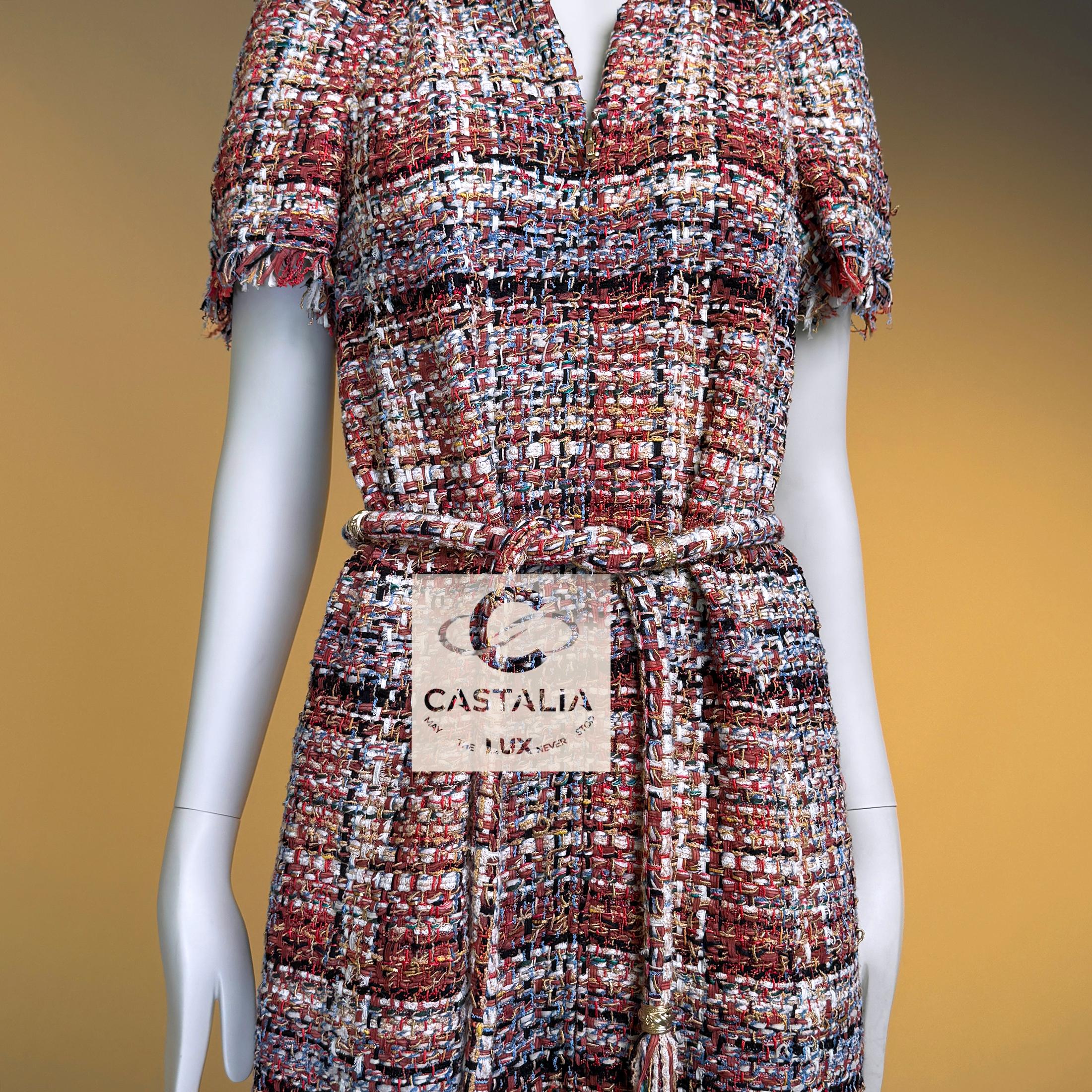 CHANEL París / Grecia Chaqueta de tweed de pasarela con cinturón joya 40 FR en venta 2