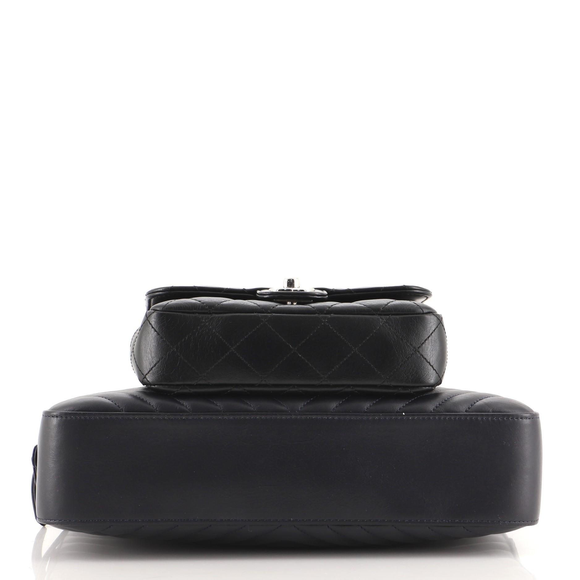 Chanel Paris-Hamburg Doppelte Kameratasche Tasche Chevron und Diamant Gestepptes Kalbsleder für Damen oder Herren