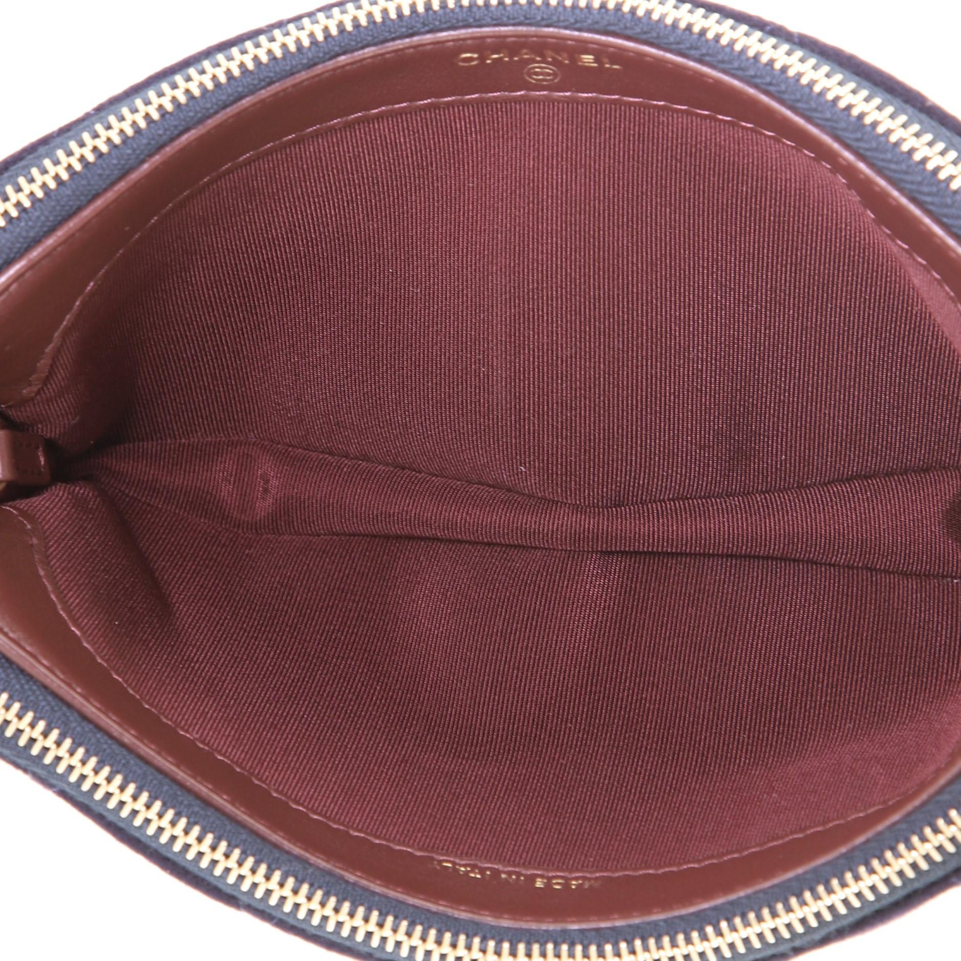 Chanel Paris-Hamburg Clutch mit doppeltem Reißverschluss und gesteppter Wolle mit Kette 1