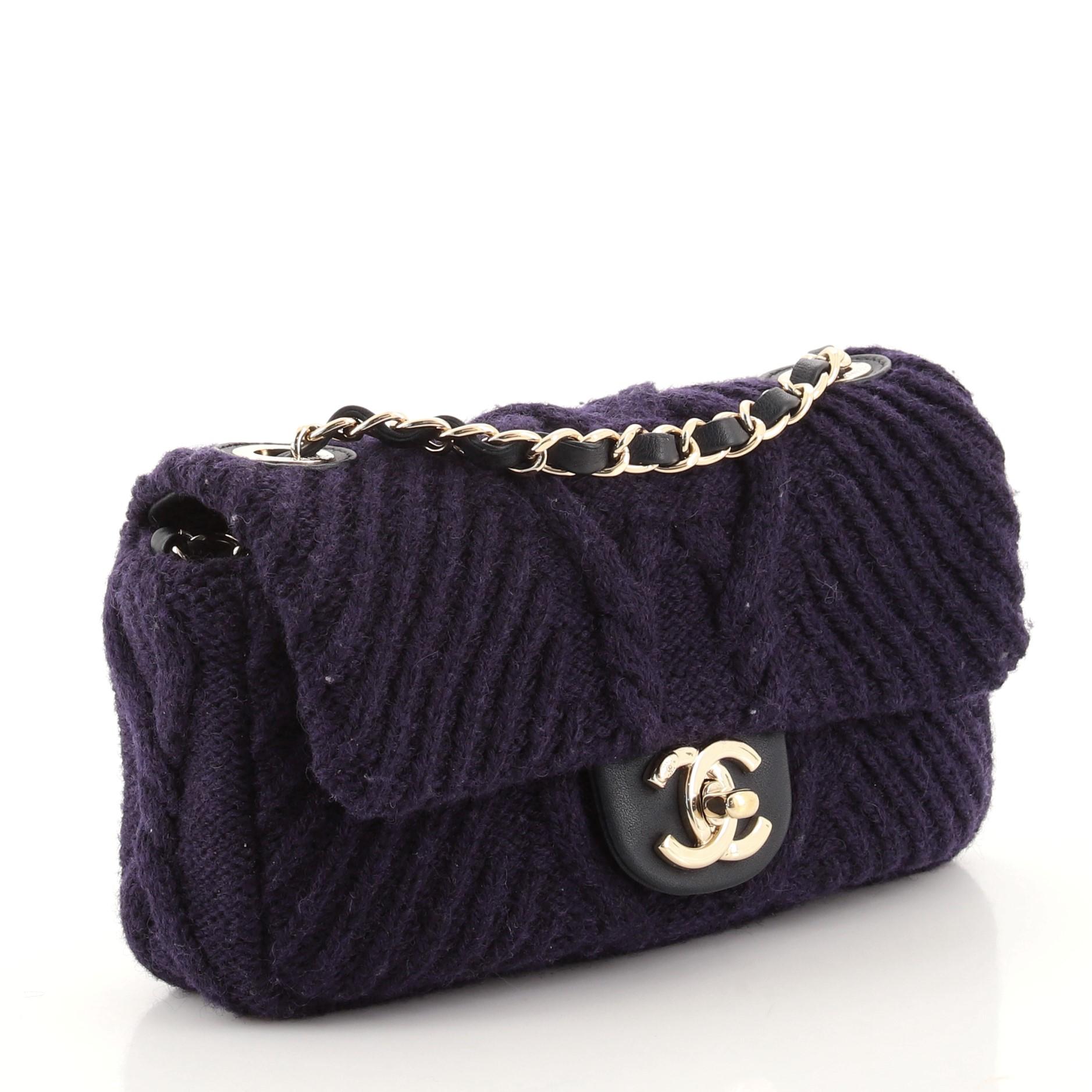 Black Chanel Paris-Hamburg Flap Bag Cable Knit Fabric with Calfskin Small
