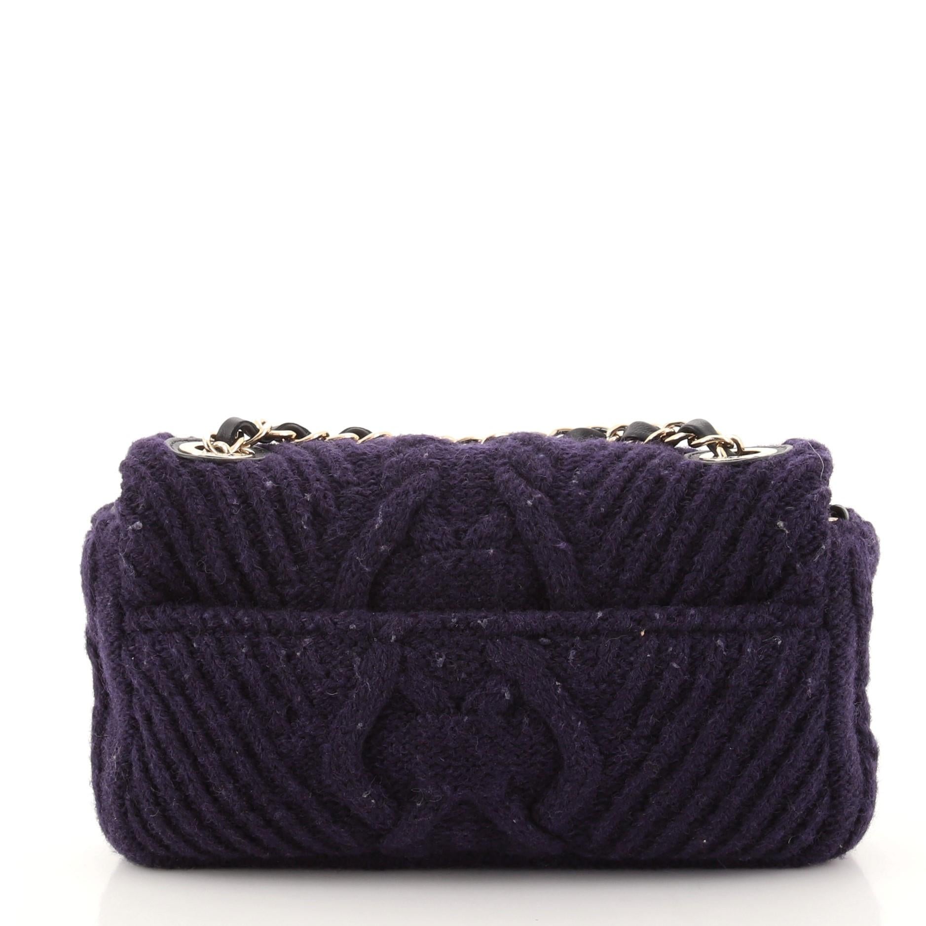 Chanel Paris-Hamburg Flap Bag Cable Knit Fabric with Calfskin Small In Good Condition In NY, NY